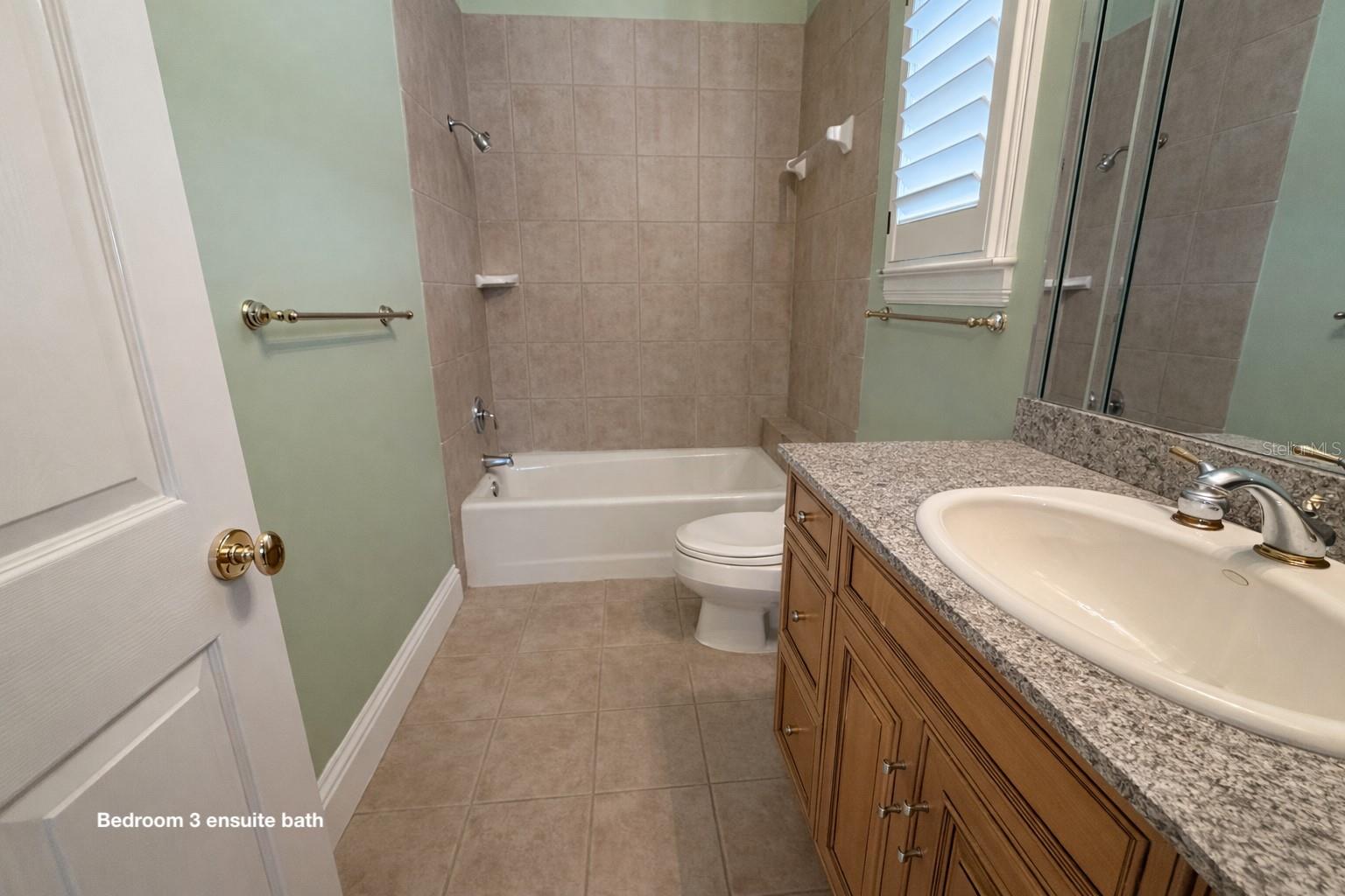 DAVIS ISLANDS PB10 PG52 TO 57 - Residential