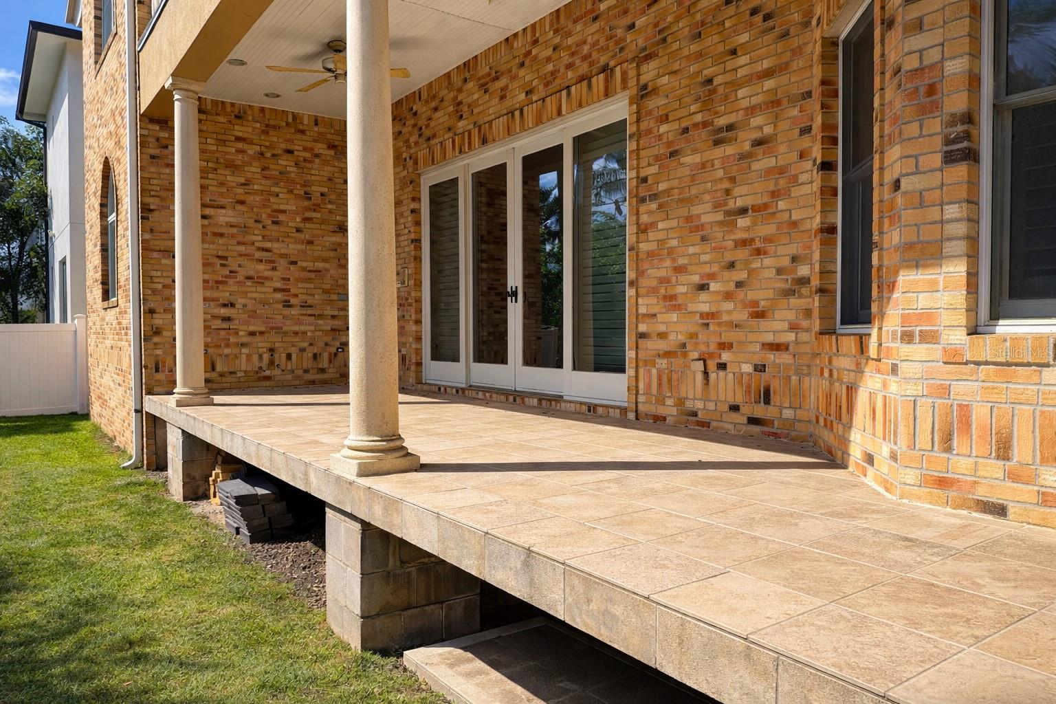 DAVIS ISLANDS PB10 PG52 TO 57 - Residential