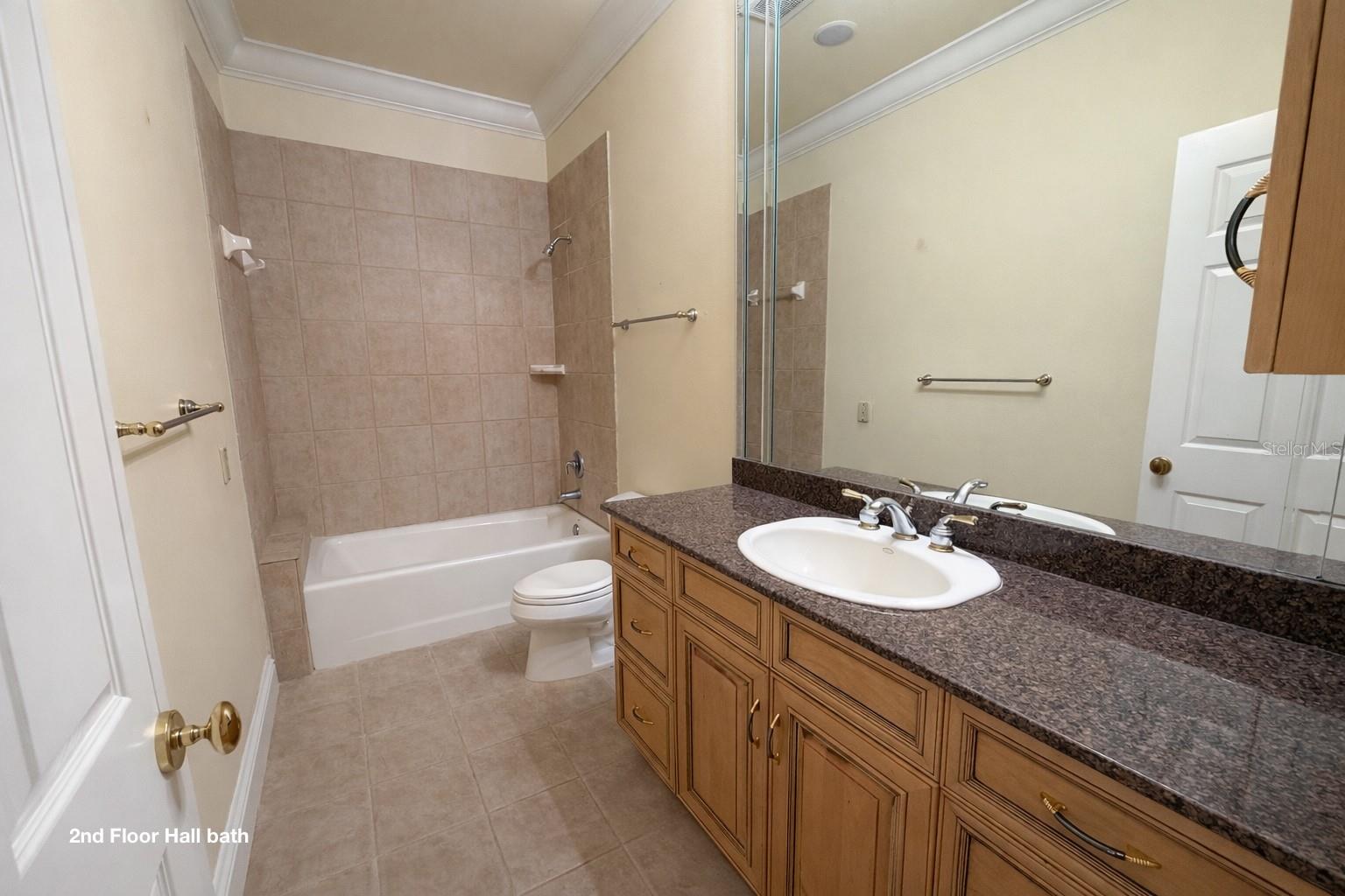 DAVIS ISLANDS PB10 PG52 TO 57 - Residential