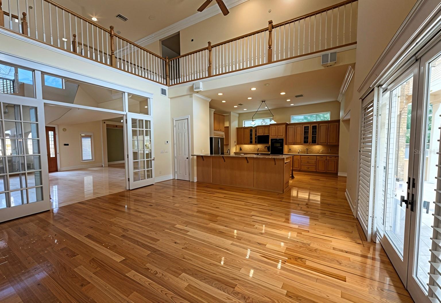 DAVIS ISLANDS PB10 PG52 TO 57 - Residential