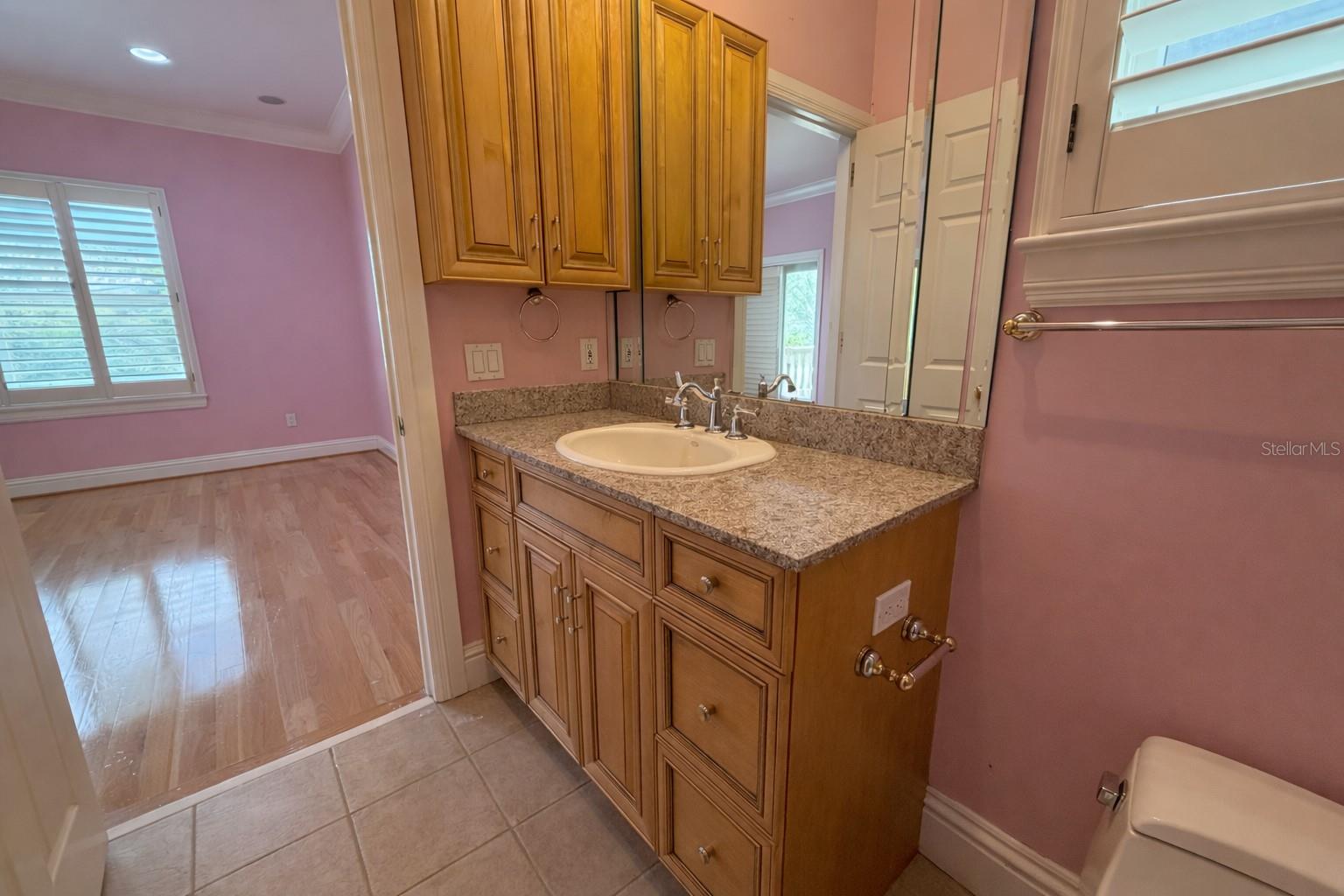 DAVIS ISLANDS PB10 PG52 TO 57 - Residential