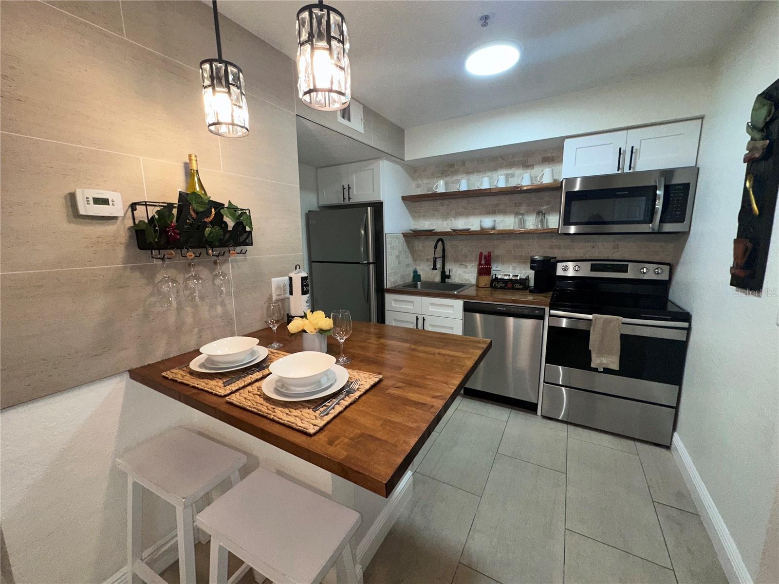 VILLAS DEL SOL AT KISSIMMEE CONDO - Residential Lease