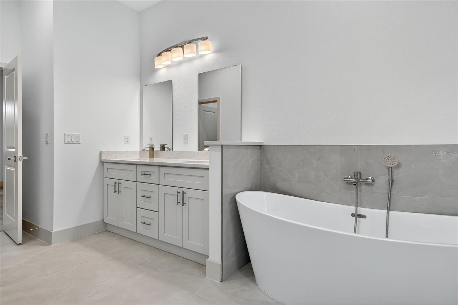 PORT CHARLOTTE SUB 08 - Residential