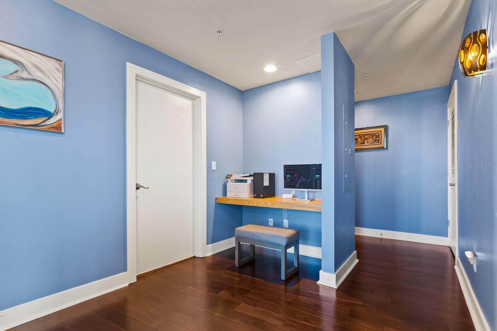 GRAND CENTRAL AT KENNEDY RESID - Residential