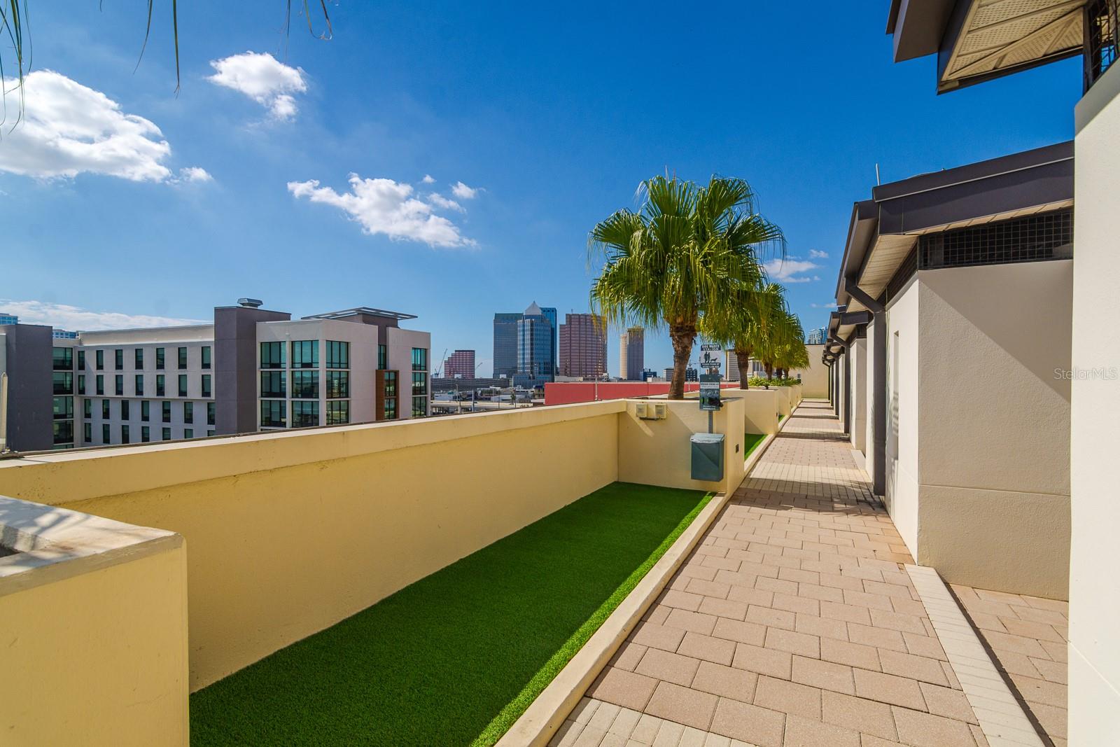 GRAND CENTRAL AT KENNEDY RESID - Residential