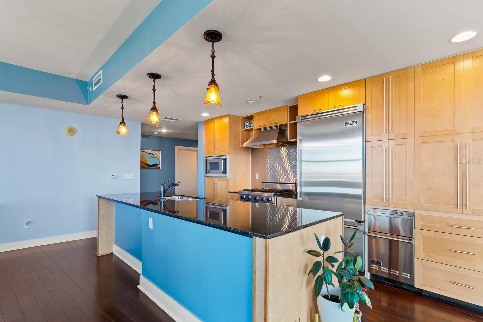 GRAND CENTRAL AT KENNEDY RESID - Residential