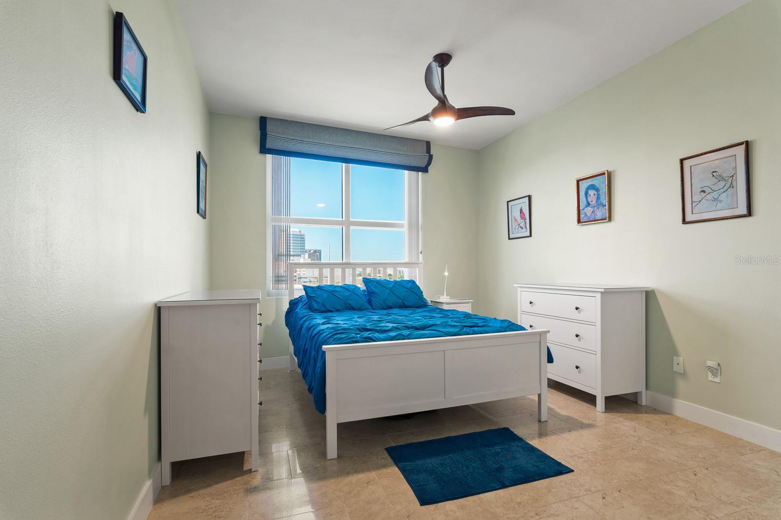 GRAND CENTRAL AT KENNEDY RESID - Residential