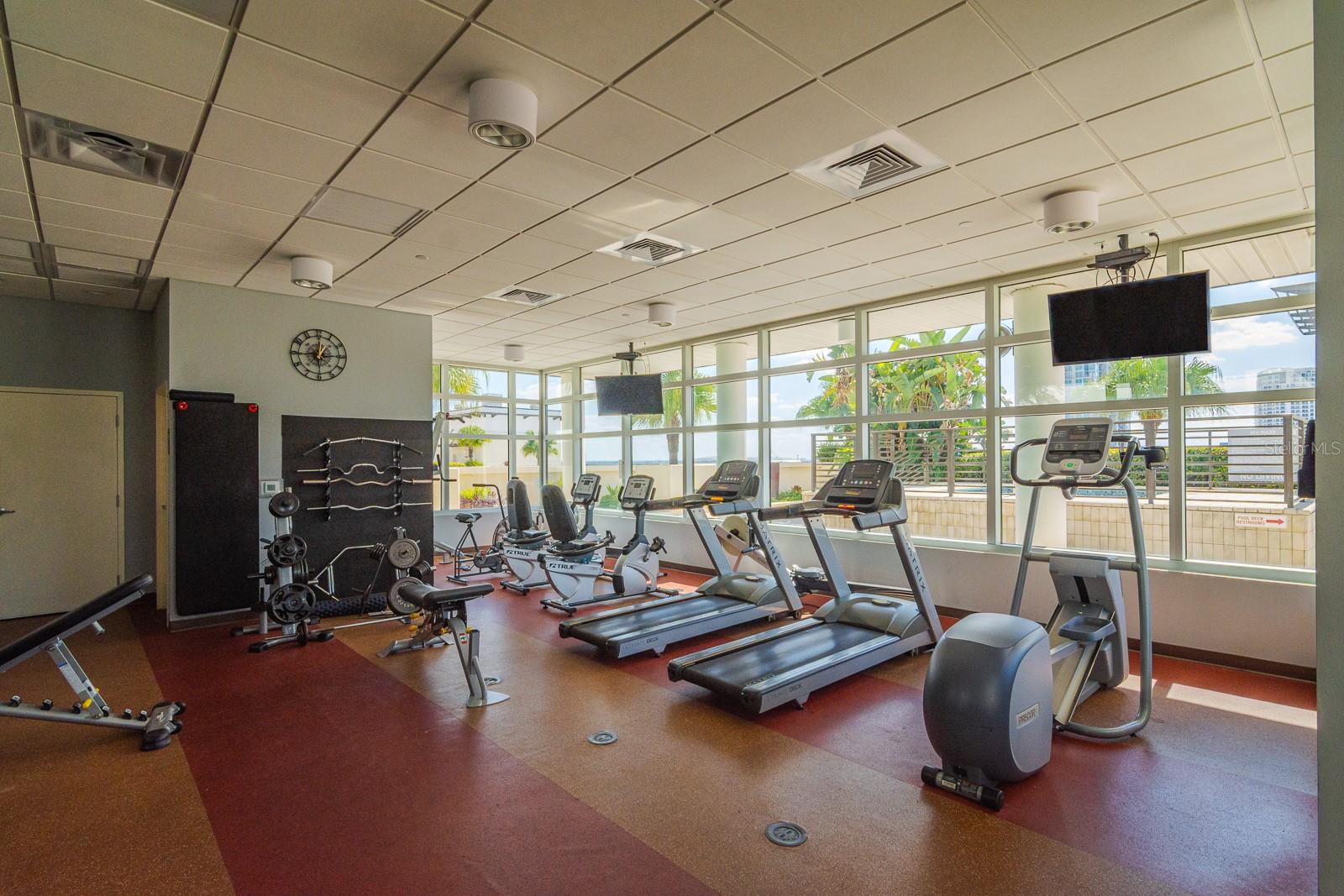 GRAND CENTRAL AT KENNEDY RESID - Residential