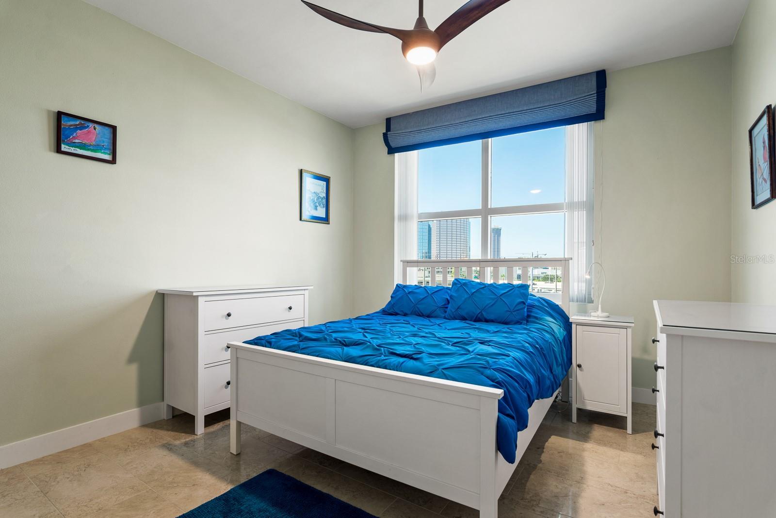 GRAND CENTRAL AT KENNEDY RESID - Residential