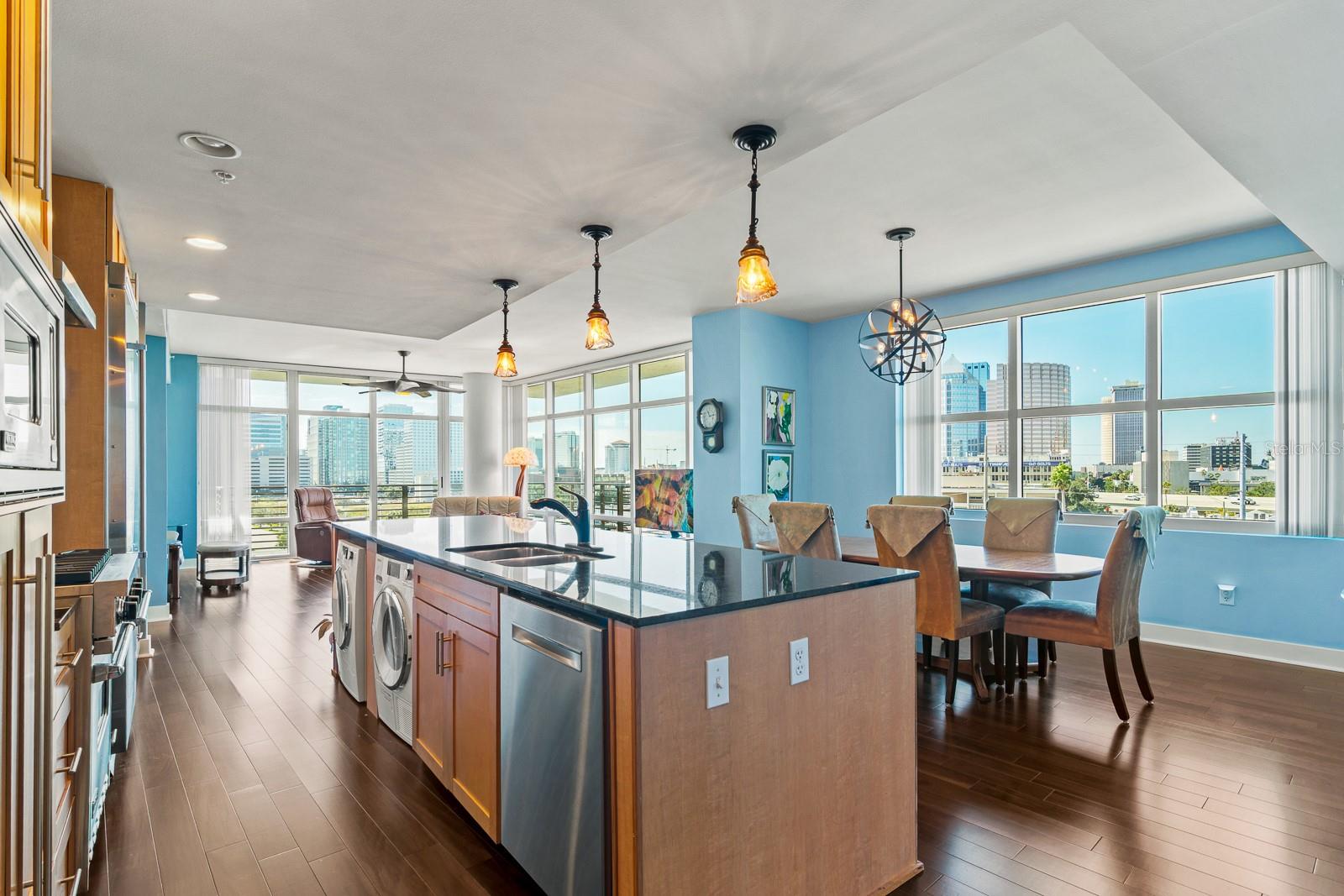 GRAND CENTRAL AT KENNEDY RESID - Residential