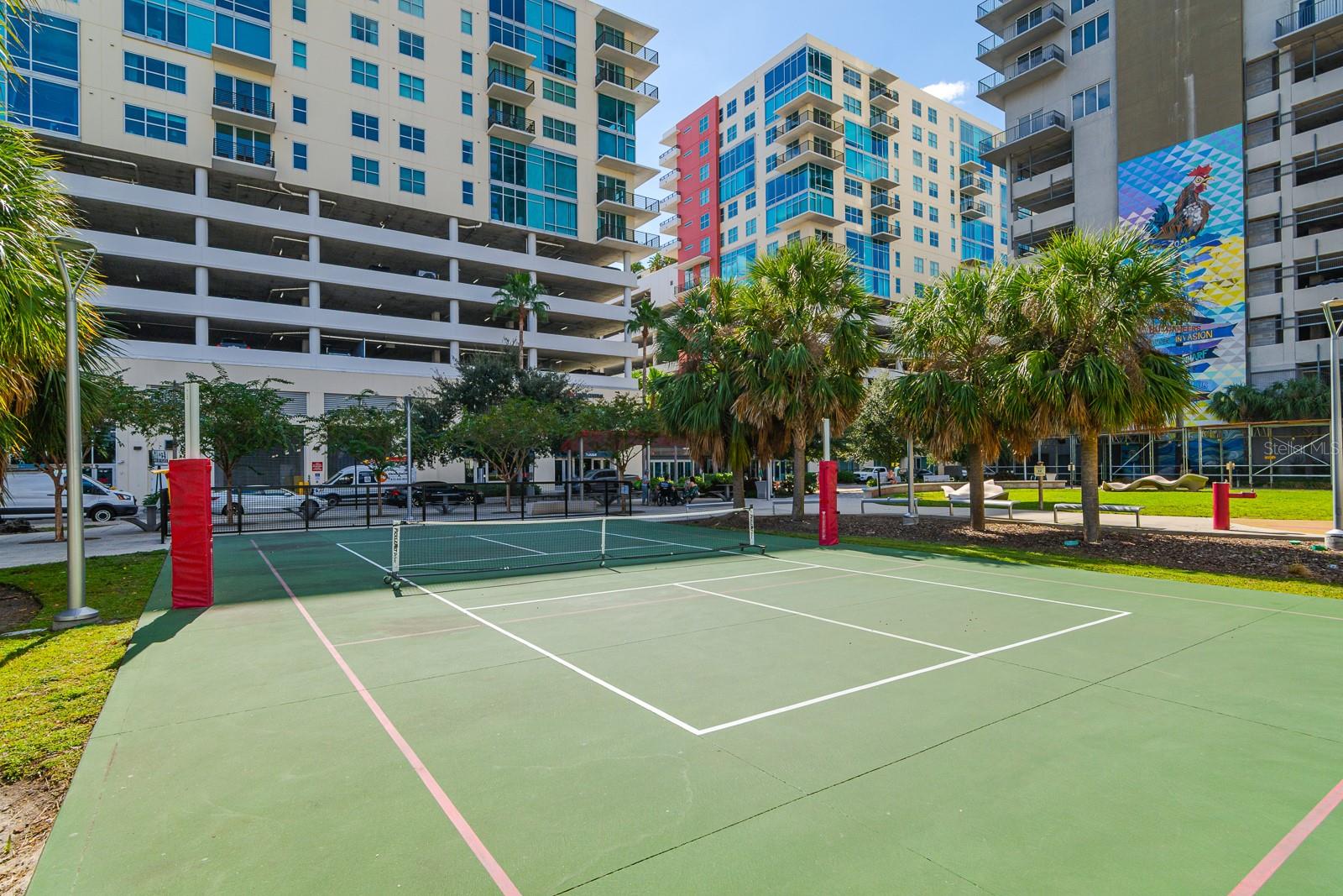 GRAND CENTRAL AT KENNEDY RESID - Residential