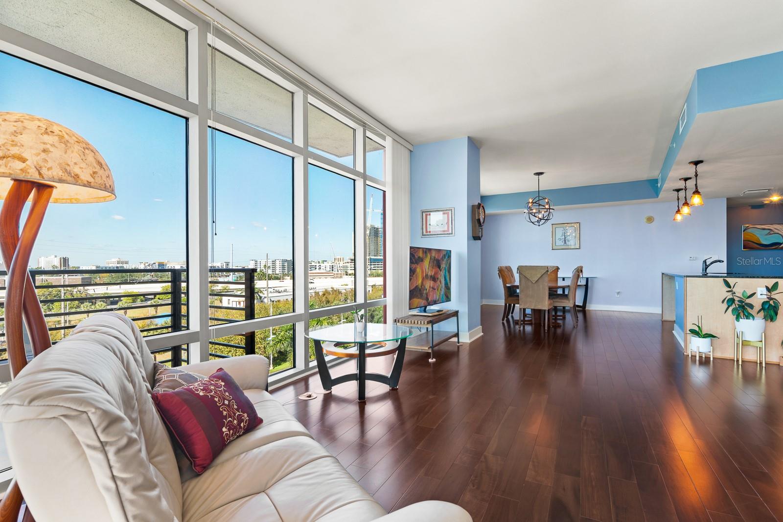 GRAND CENTRAL AT KENNEDY RESID - Residential