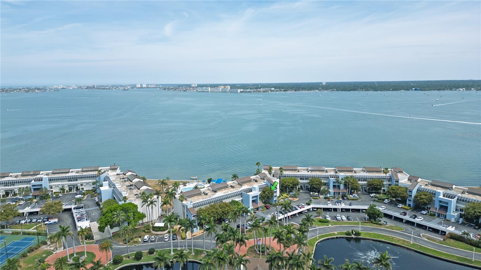 ISLA KEY CONDO - Residential