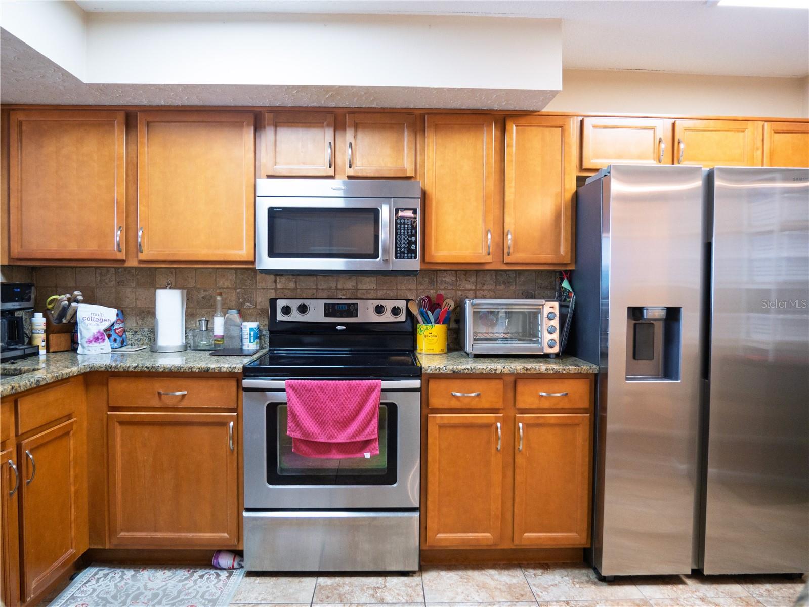 ISLA KEY CONDO - Residential