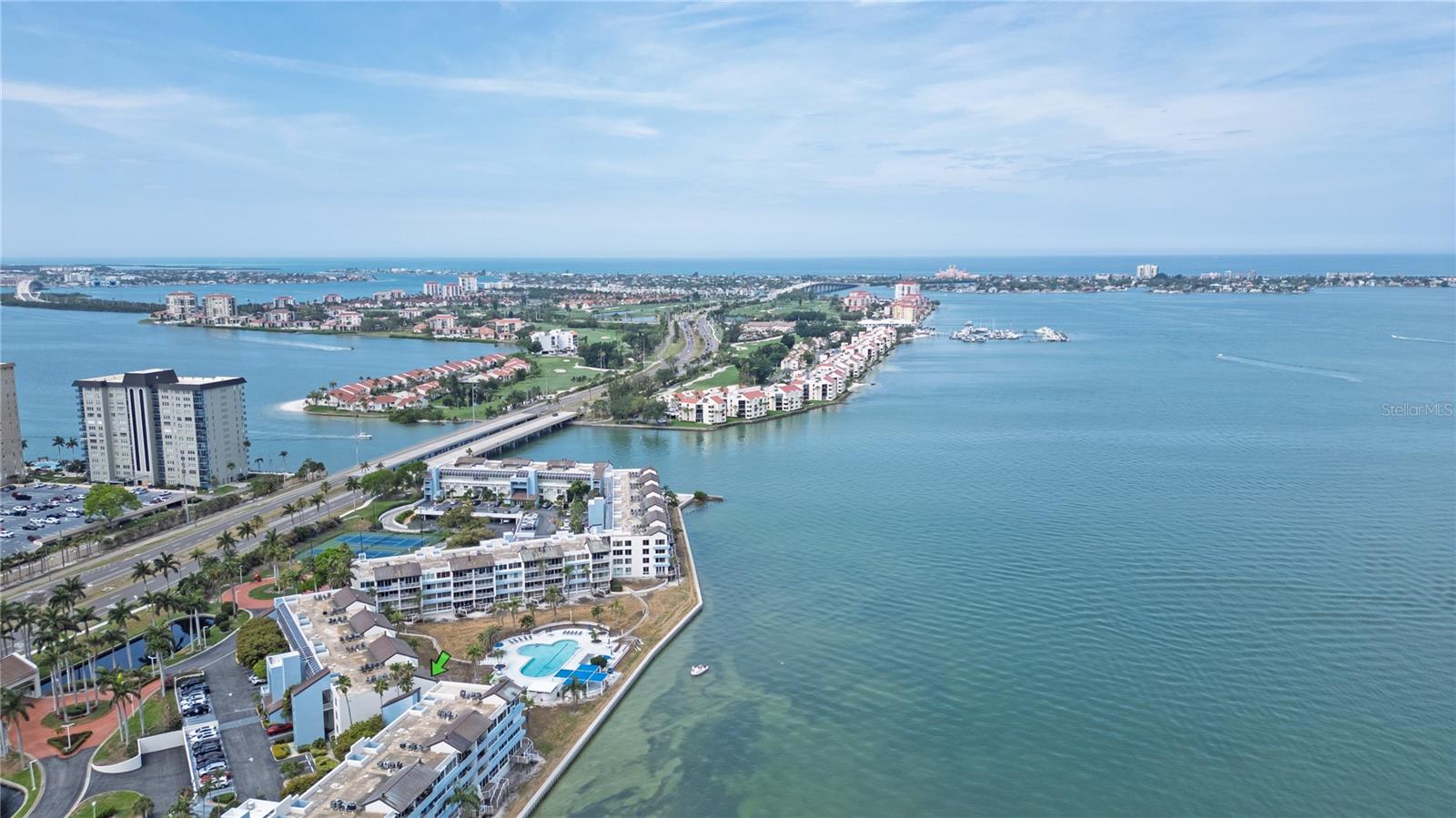 ISLA KEY CONDO - Residential