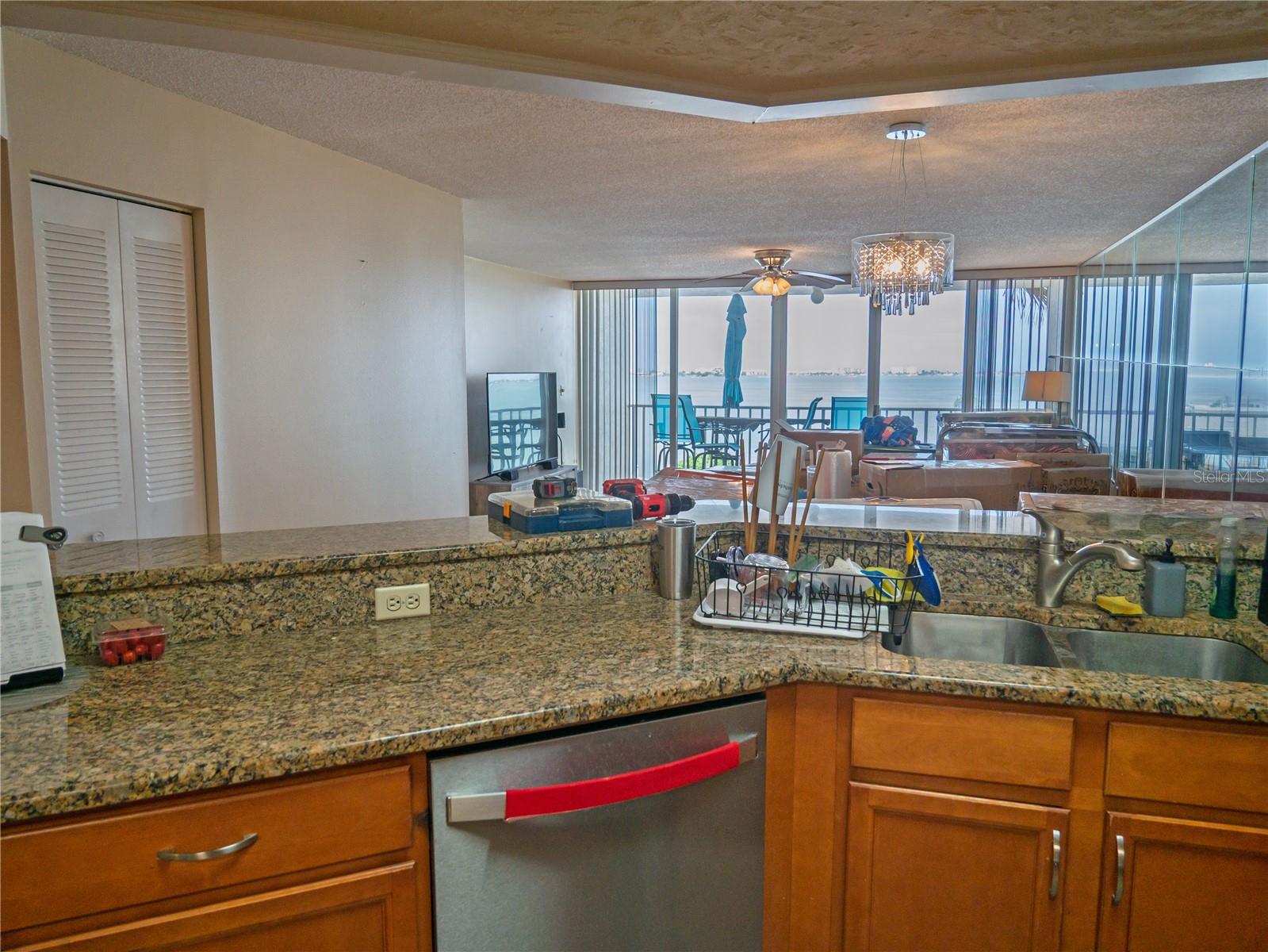 ISLA KEY CONDO - Residential