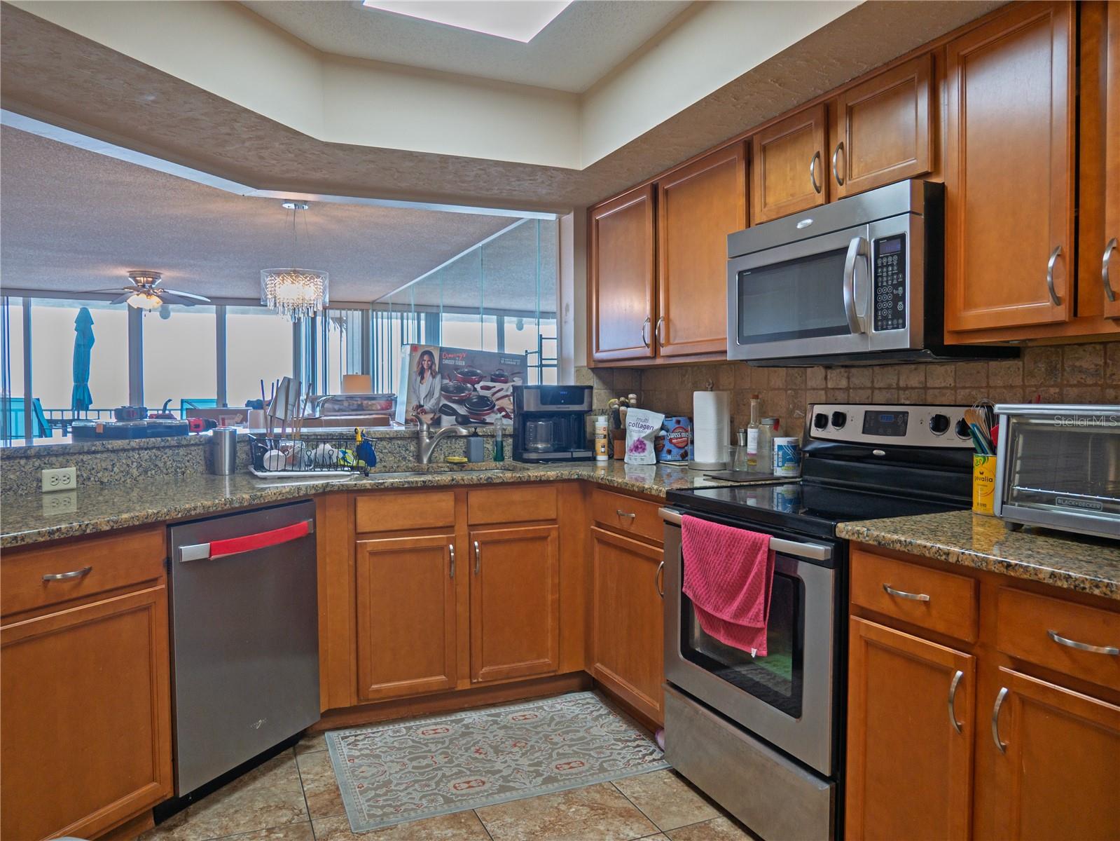 ISLA KEY CONDO - Residential