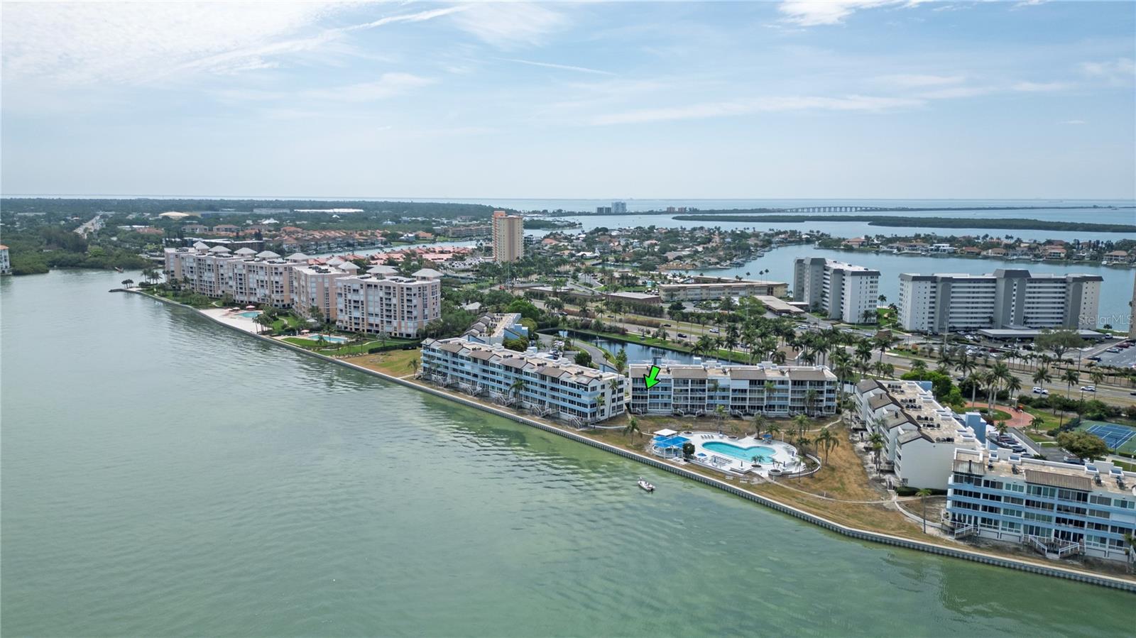 ISLA KEY CONDO - Residential