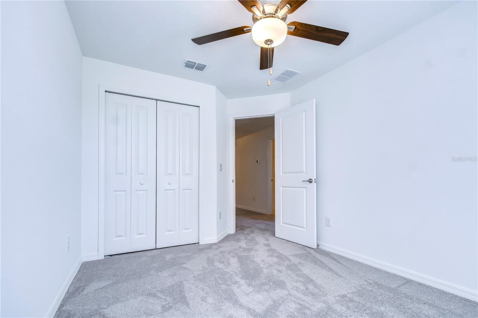 ABBOTT SQUARE PH 1A - Residential Lease