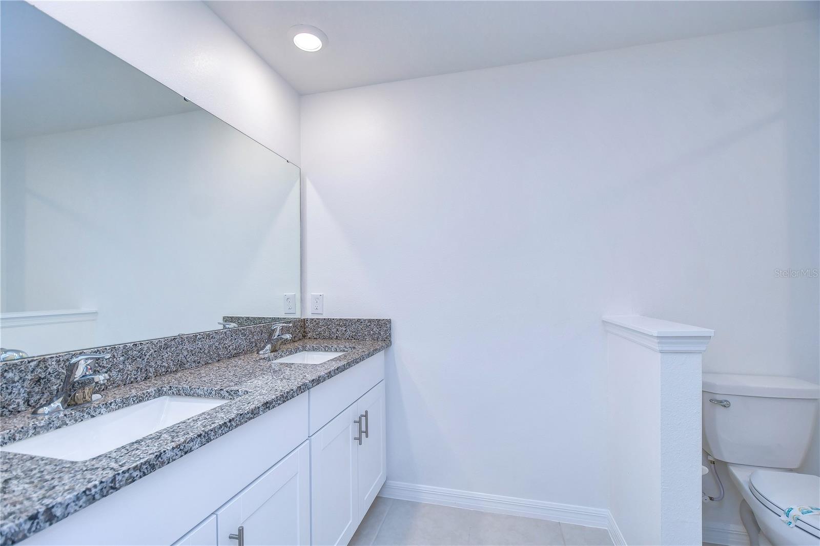 ABBOTT SQUARE PH 1A - Residential Lease