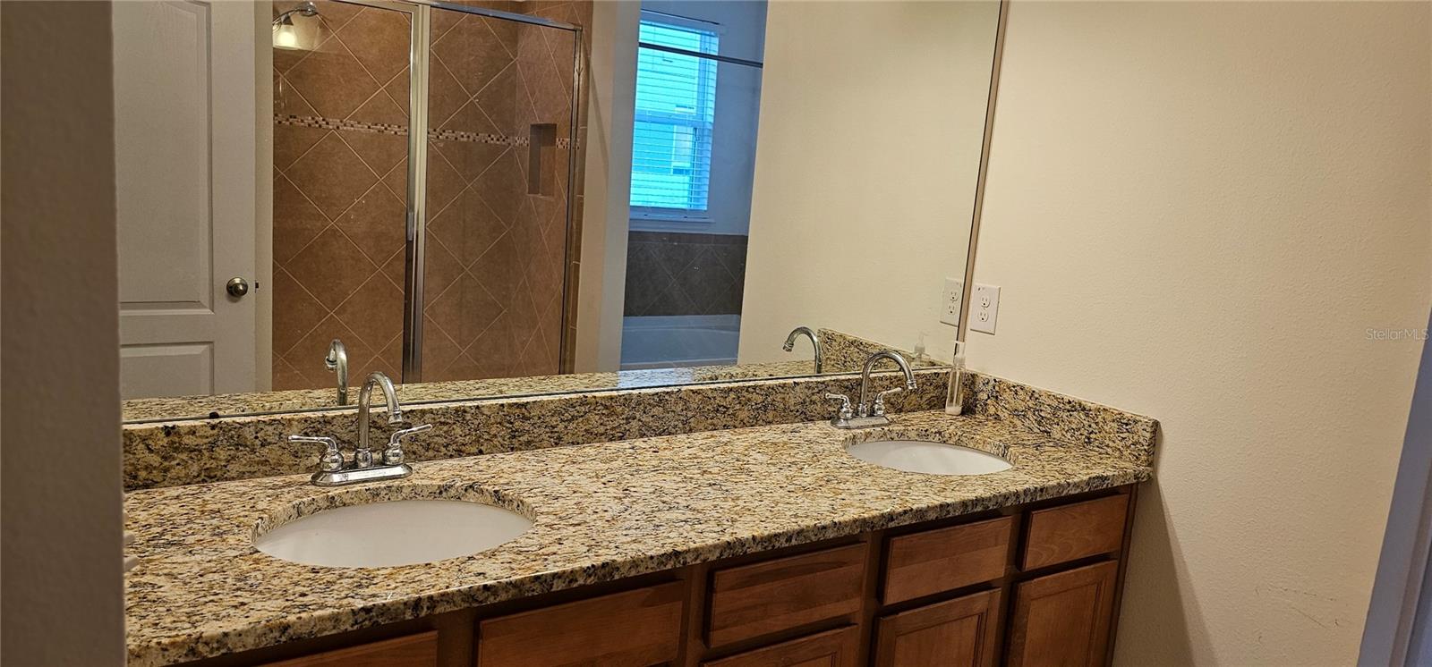 PANTHER TRACE PH 2B-2 - Residential Lease