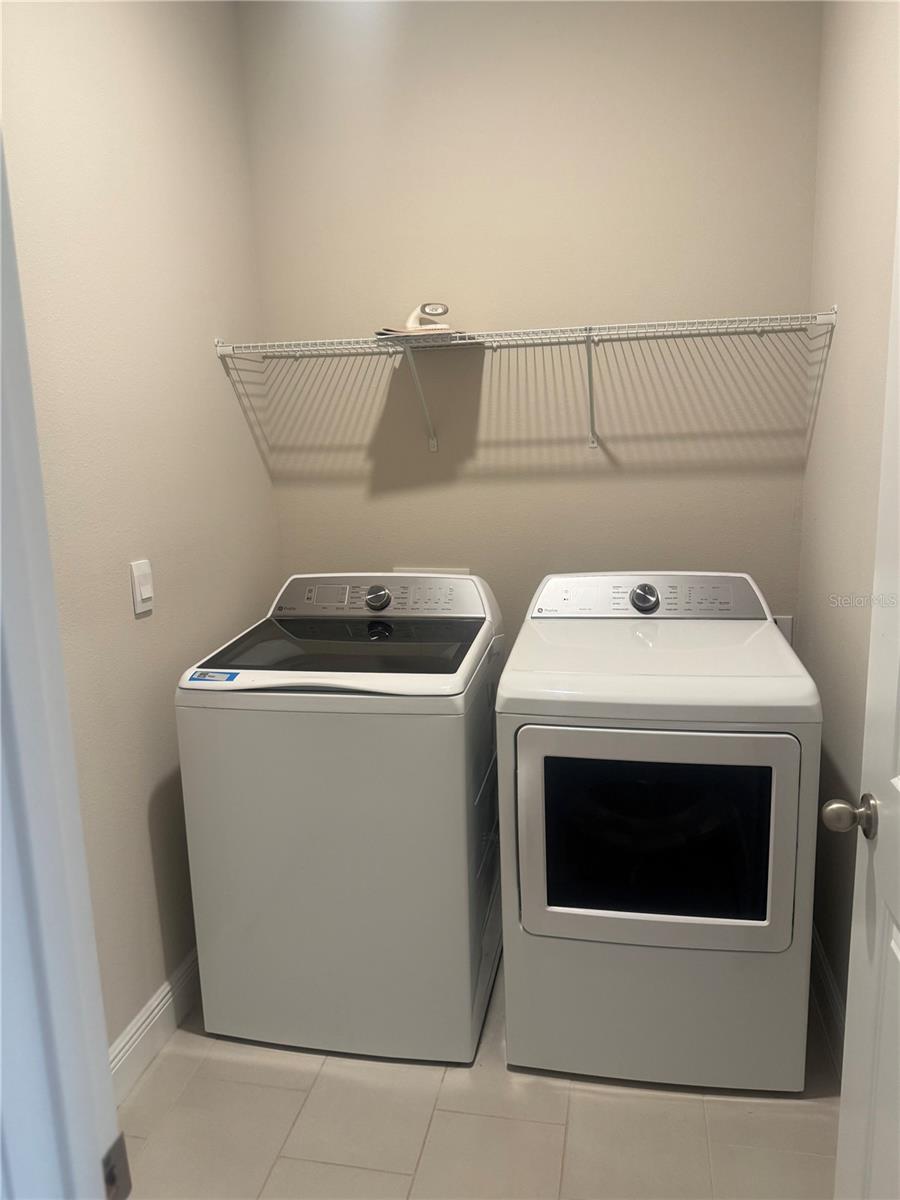 MANGROVE MANOR PH 2 - Residential Lease