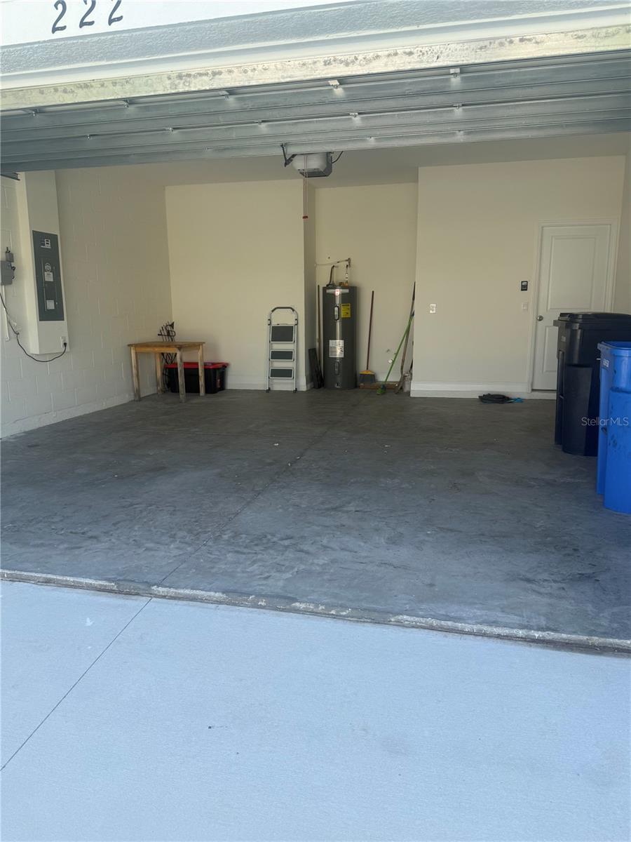 MANGROVE MANOR PH 2 - Residential Lease