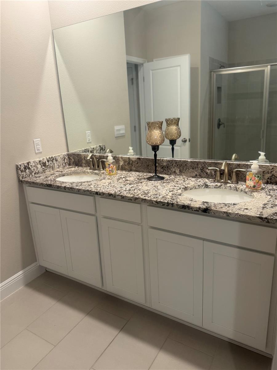 MANGROVE MANOR PH 2 - Residential Lease