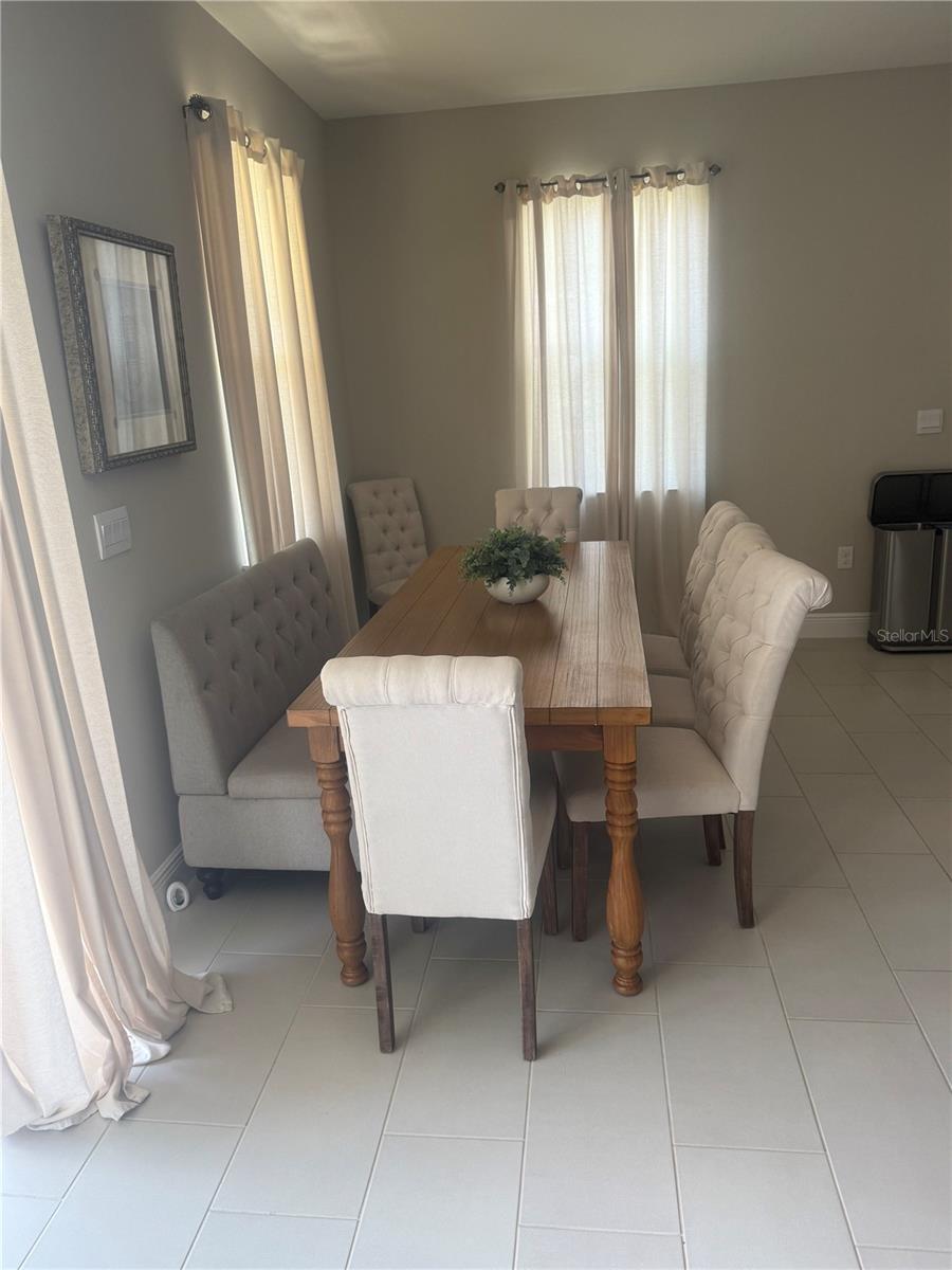 MANGROVE MANOR PH 2 - Residential Lease