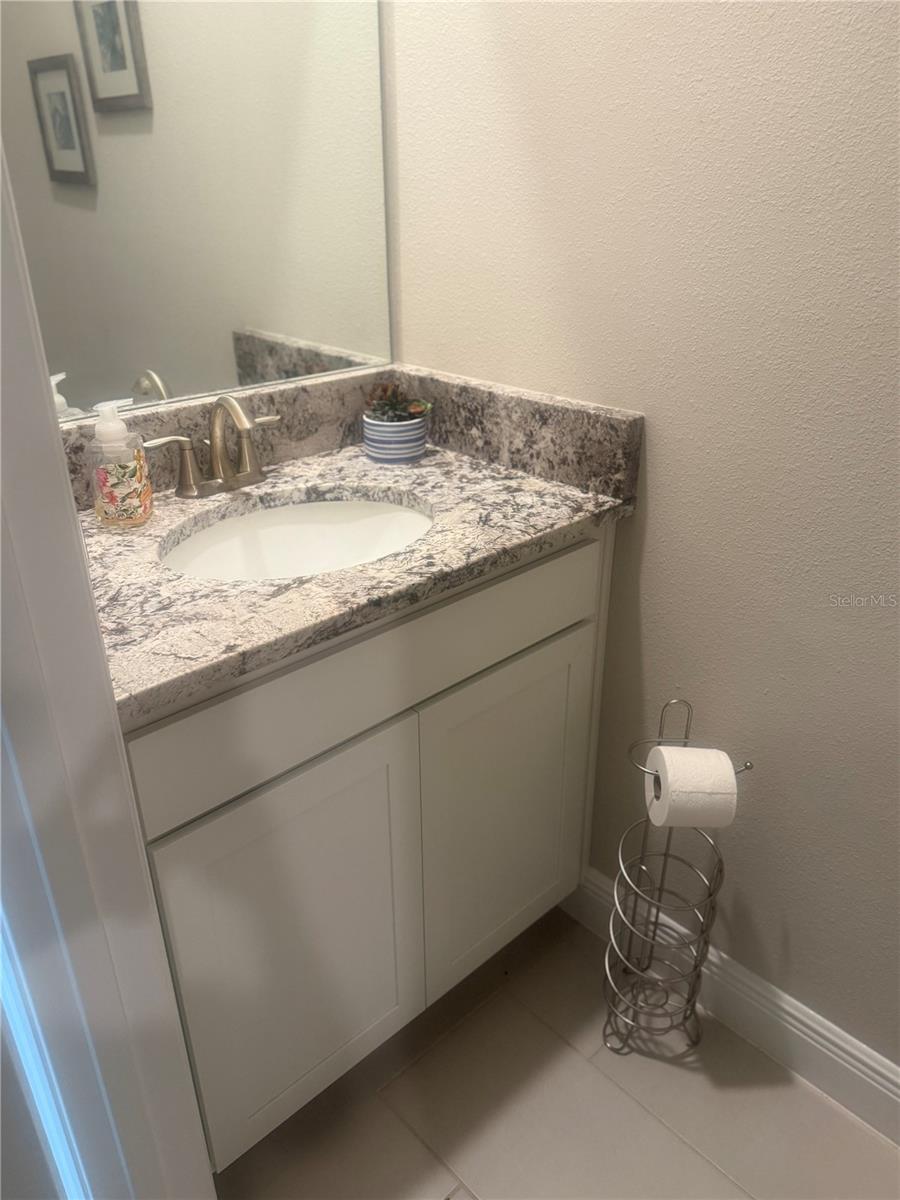 MANGROVE MANOR PH 2 - Residential Lease