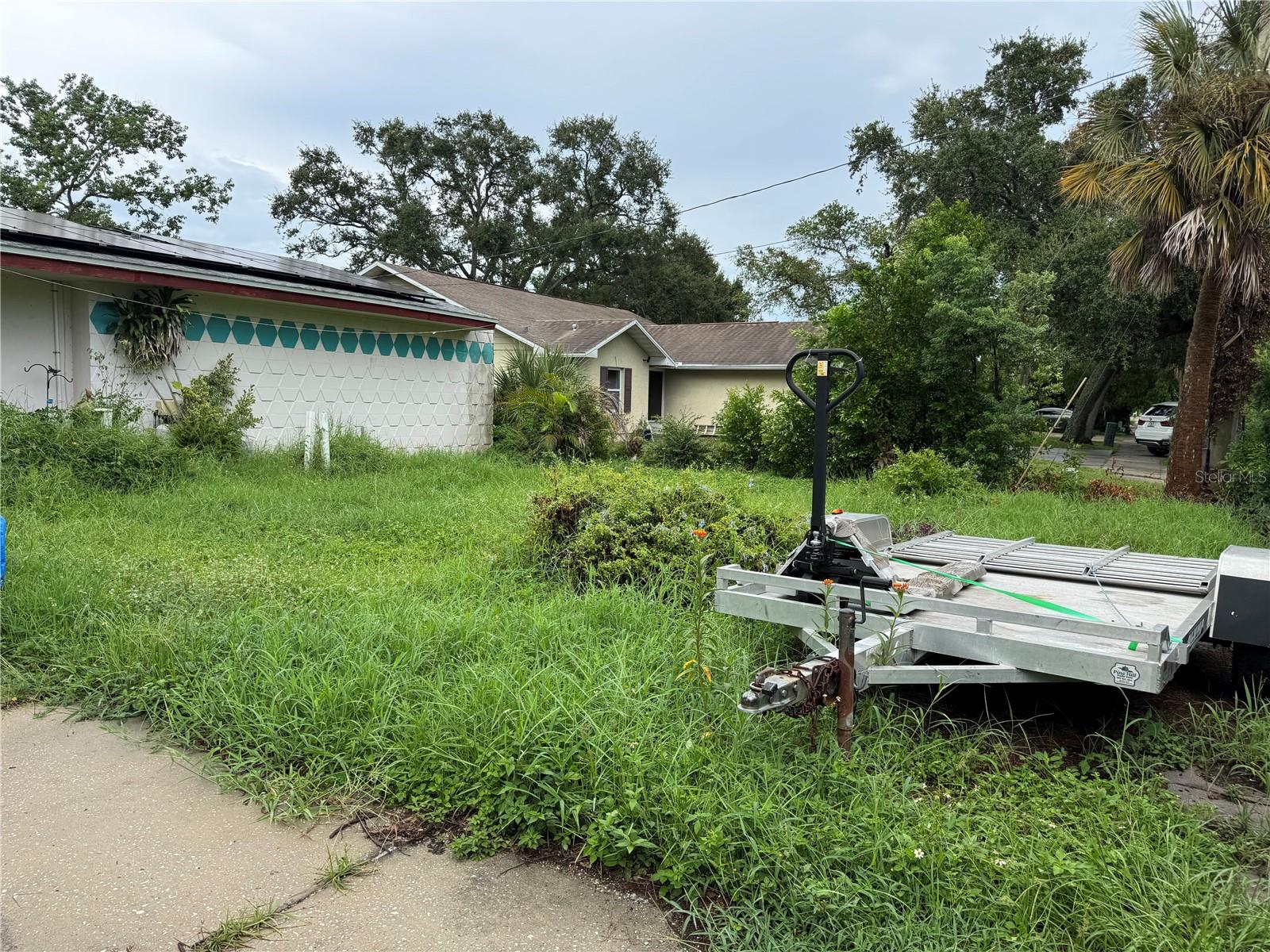 1680 SUNSET POINT ROAD
