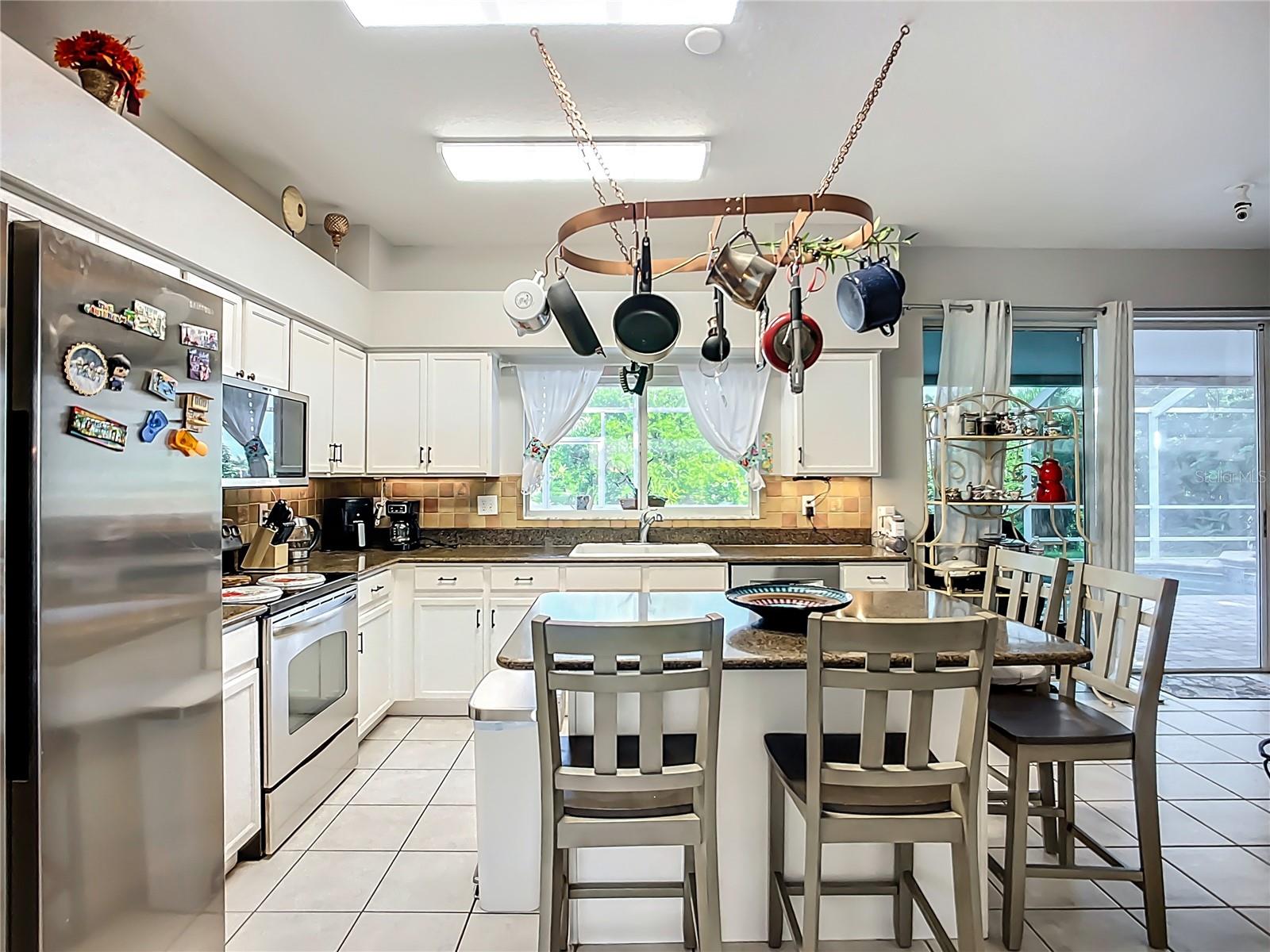 SUMMERFIELD VILLAGE 1 TR 7 - Residential Lease