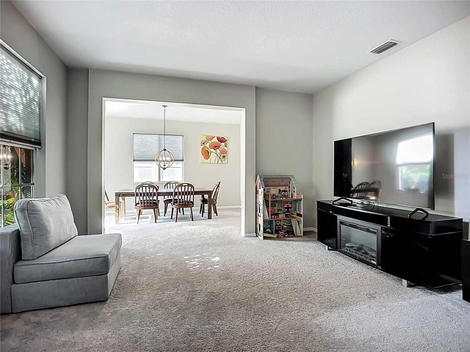 SUMMERFIELD VILLAGE 1 TR 7 - Residential Lease