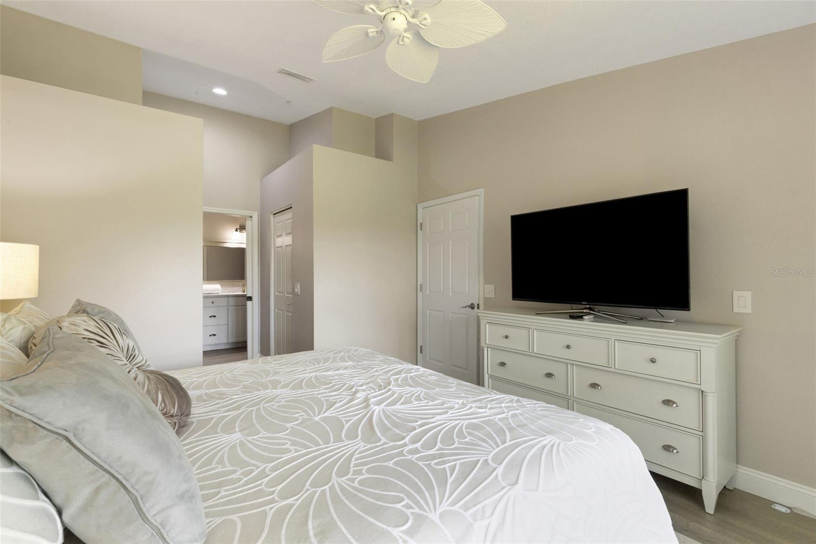 STONEYBROOK VERANDAS 1 - Residential Lease