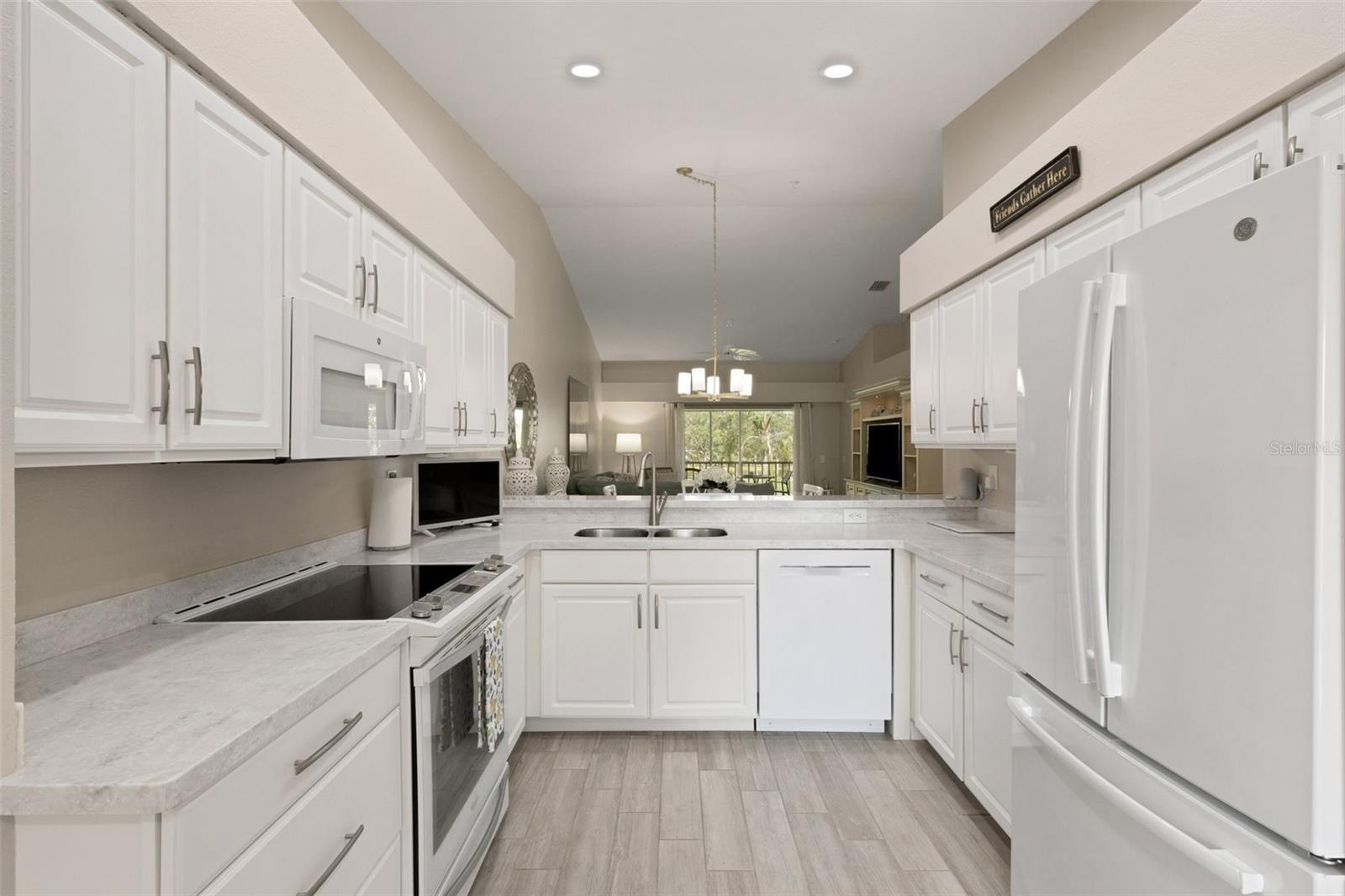 STONEYBROOK VERANDAS 1 - Residential Lease