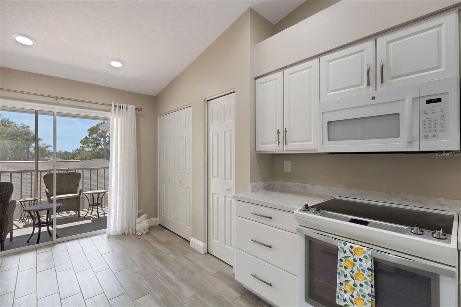 STONEYBROOK VERANDAS 1 - Residential Lease