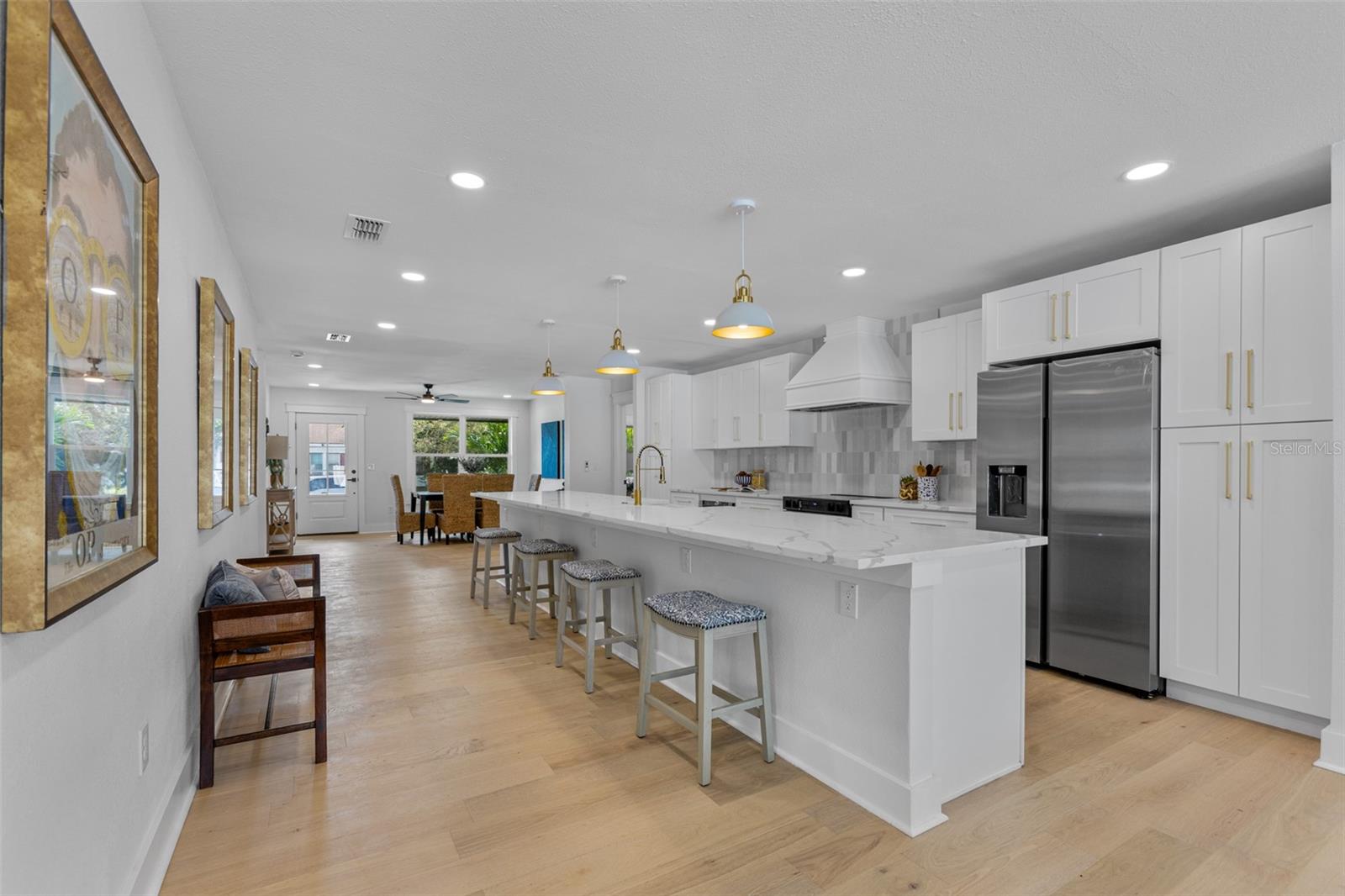 ROSS OAKS - Residential