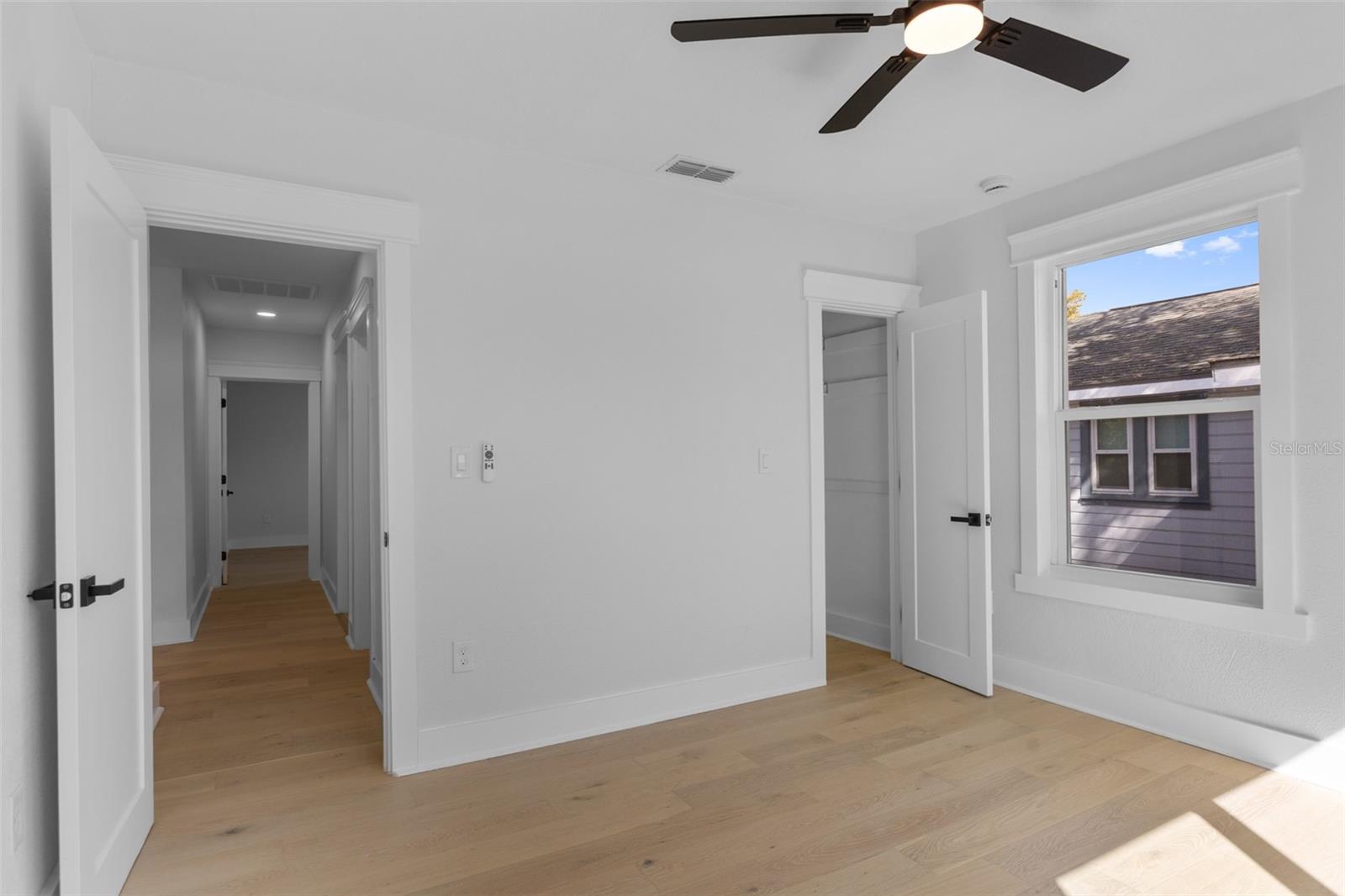 ROSS OAKS - Residential