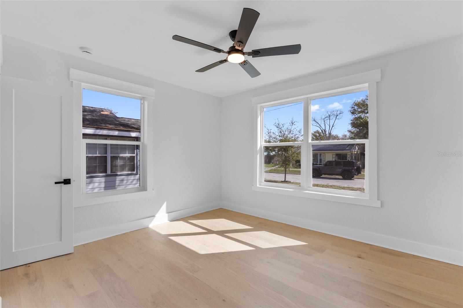 ROSS OAKS - Residential