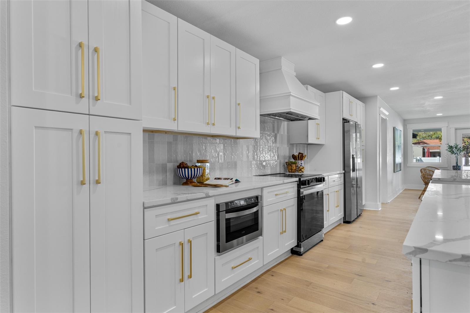 ROSS OAKS - Residential