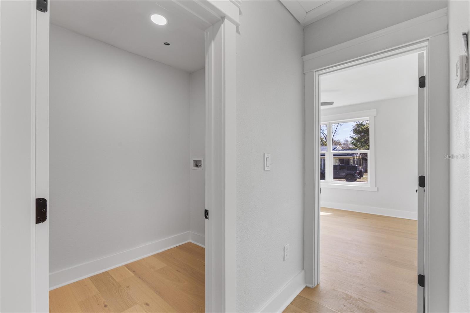 ROSS OAKS - Residential