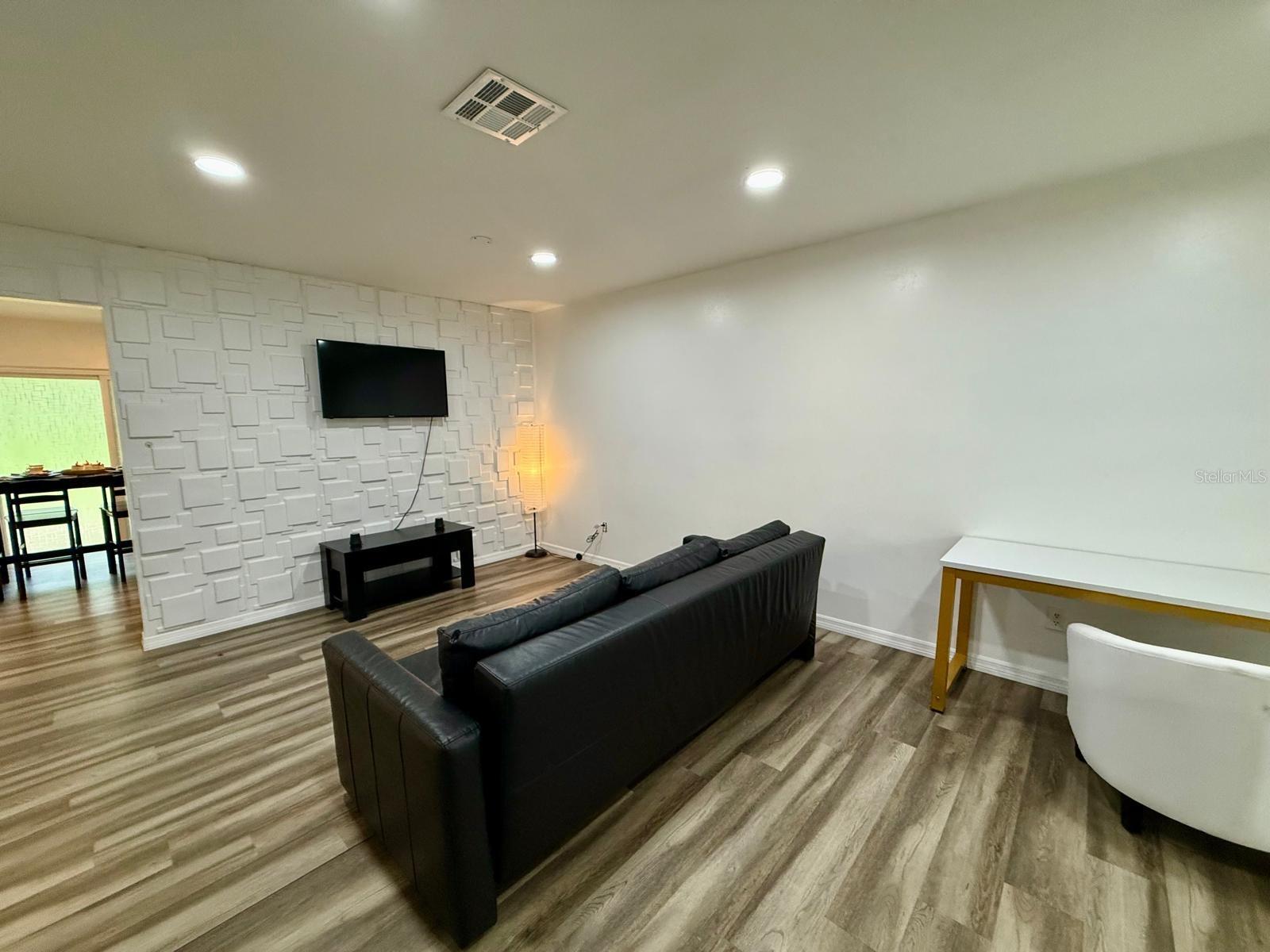 QUAIL HOLLOW AT RIO PINAR - Residential