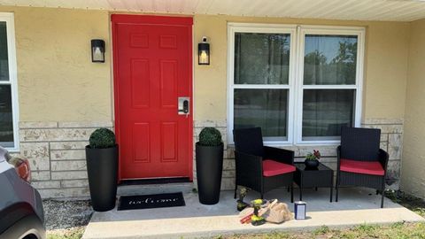 Photo of 8061 Puffin Drive, Orlando, FL 32825 (MLS # O6351488)