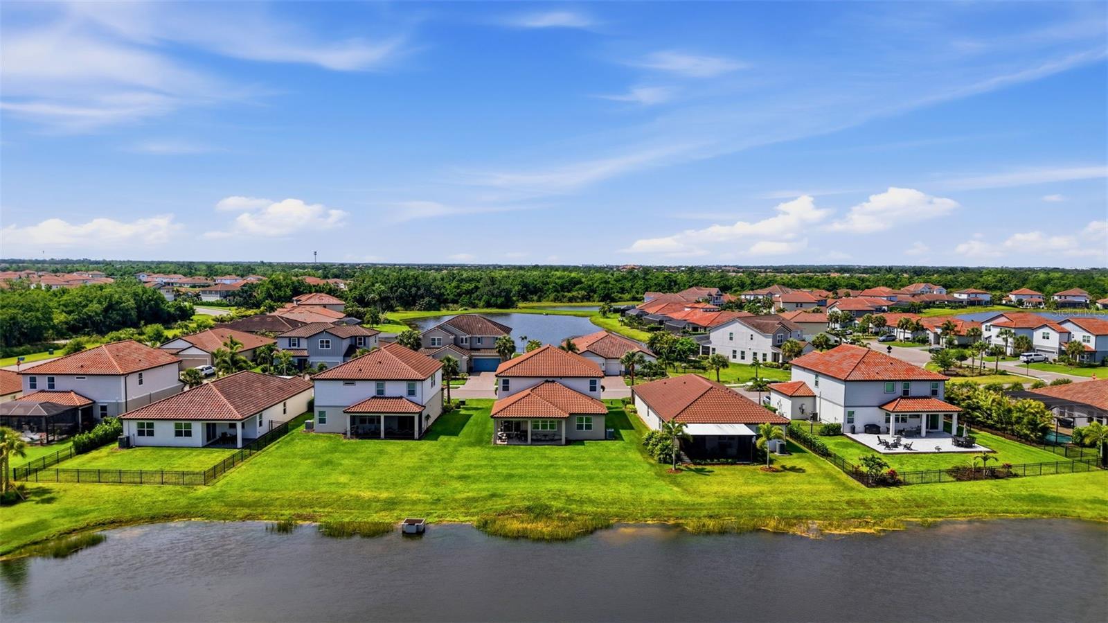 SAVANNA AT LAKEWOOD RANCH PH III 3ABD - Residential