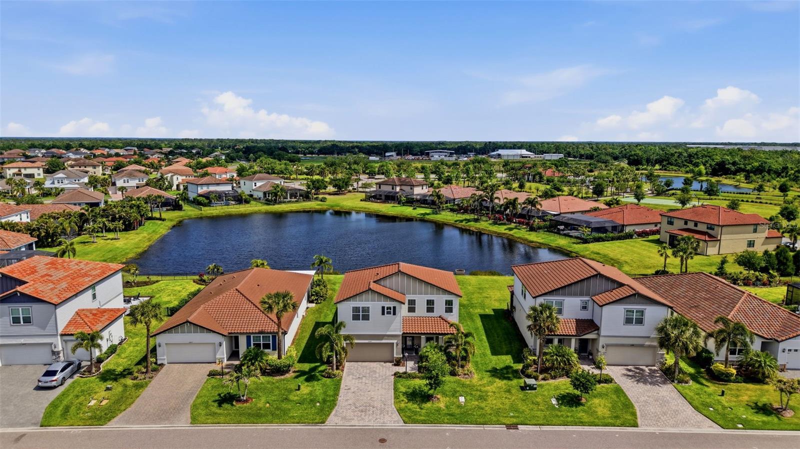 SAVANNA AT LAKEWOOD RANCH PH III 3ABD - Residential