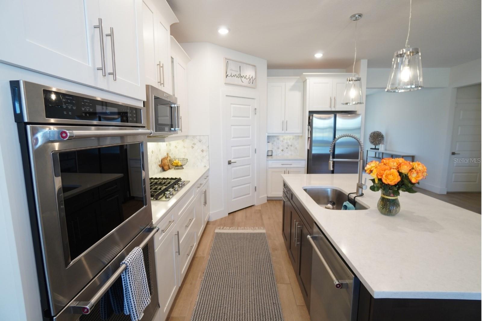 SAVANNA AT LAKEWOOD RANCH PH III 3ABD - Residential