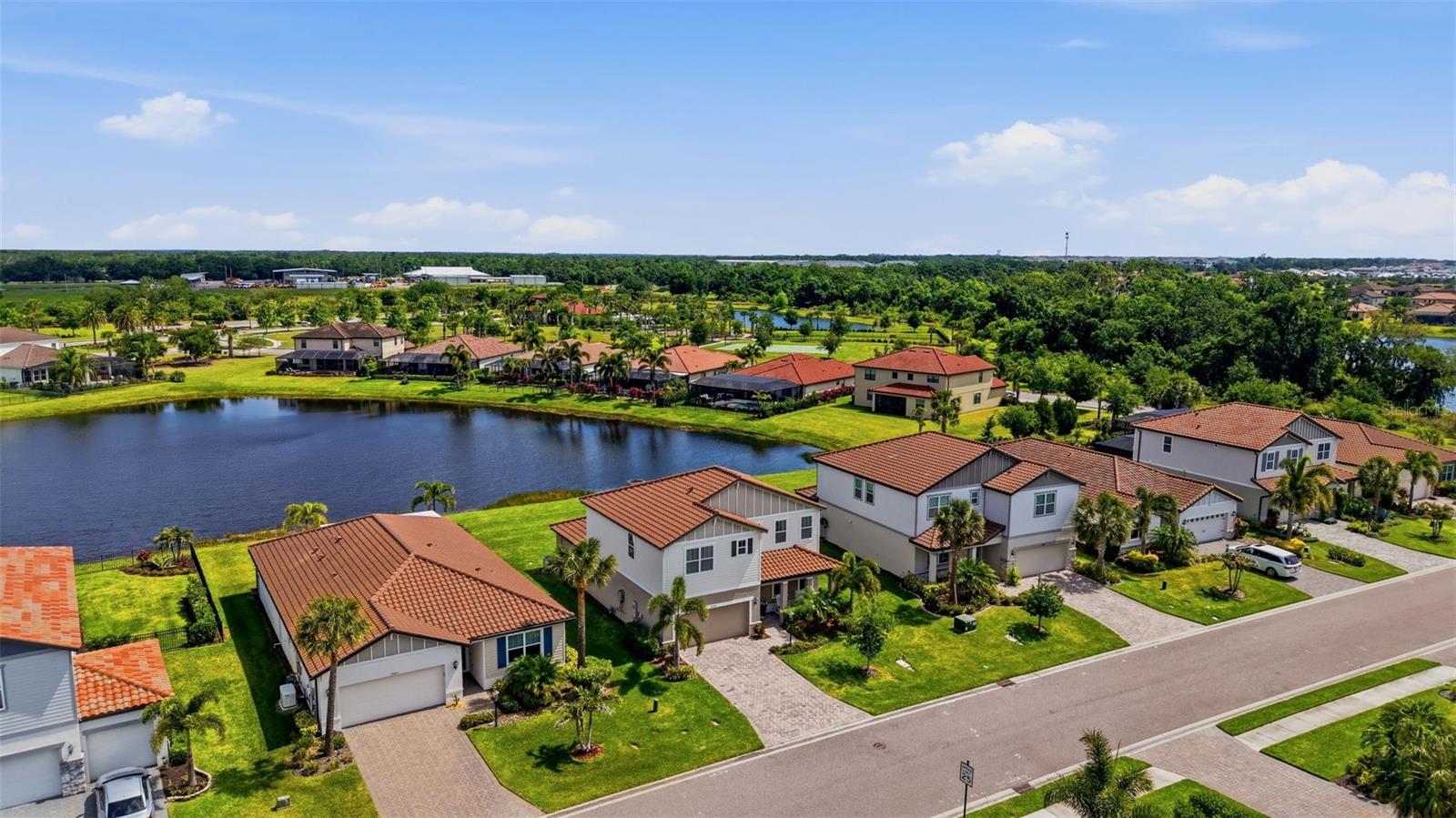 SAVANNA AT LAKEWOOD RANCH PH III 3ABD - Residential