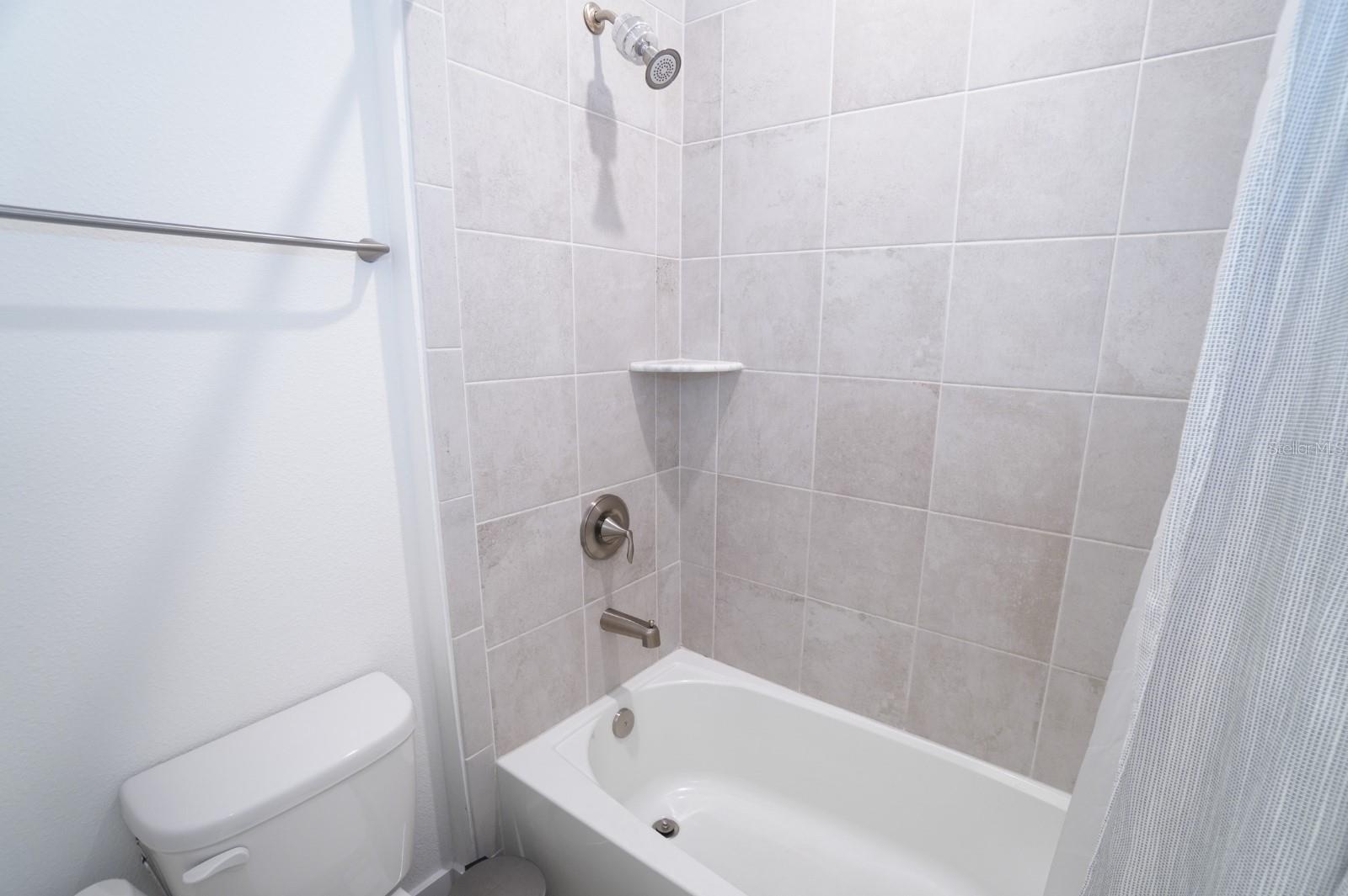 SAVANNA AT LAKEWOOD RANCH PH III 3ABD - Residential