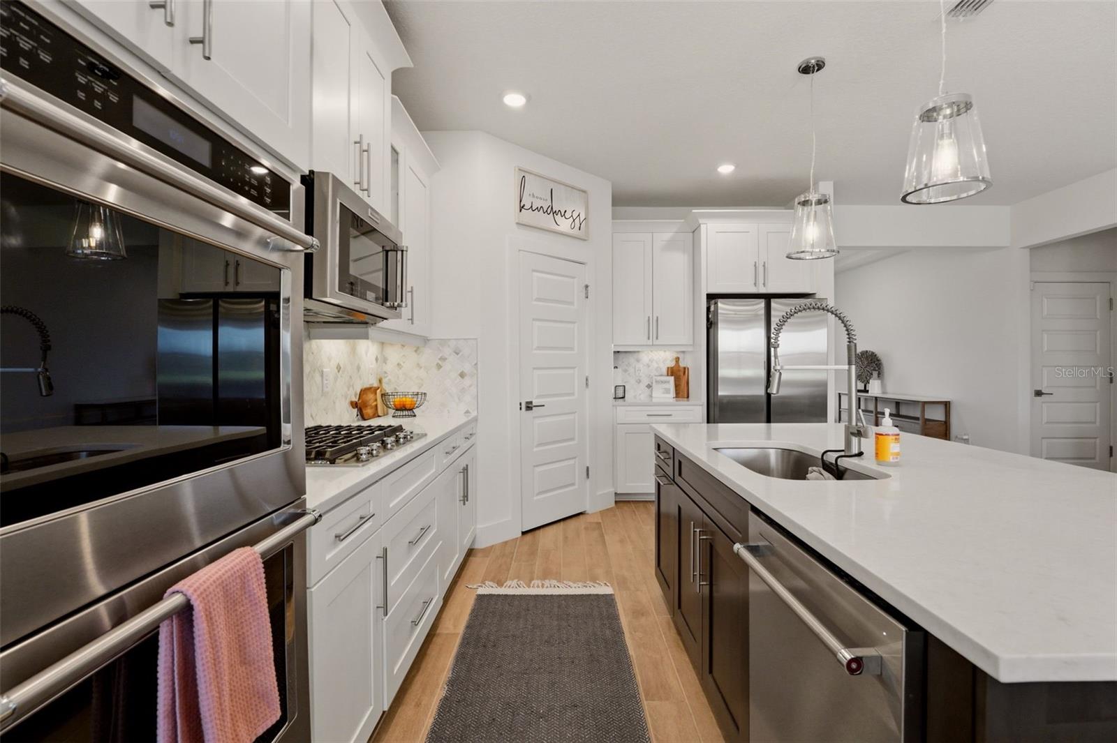 SAVANNA AT LAKEWOOD RANCH PH III 3ABD - Residential