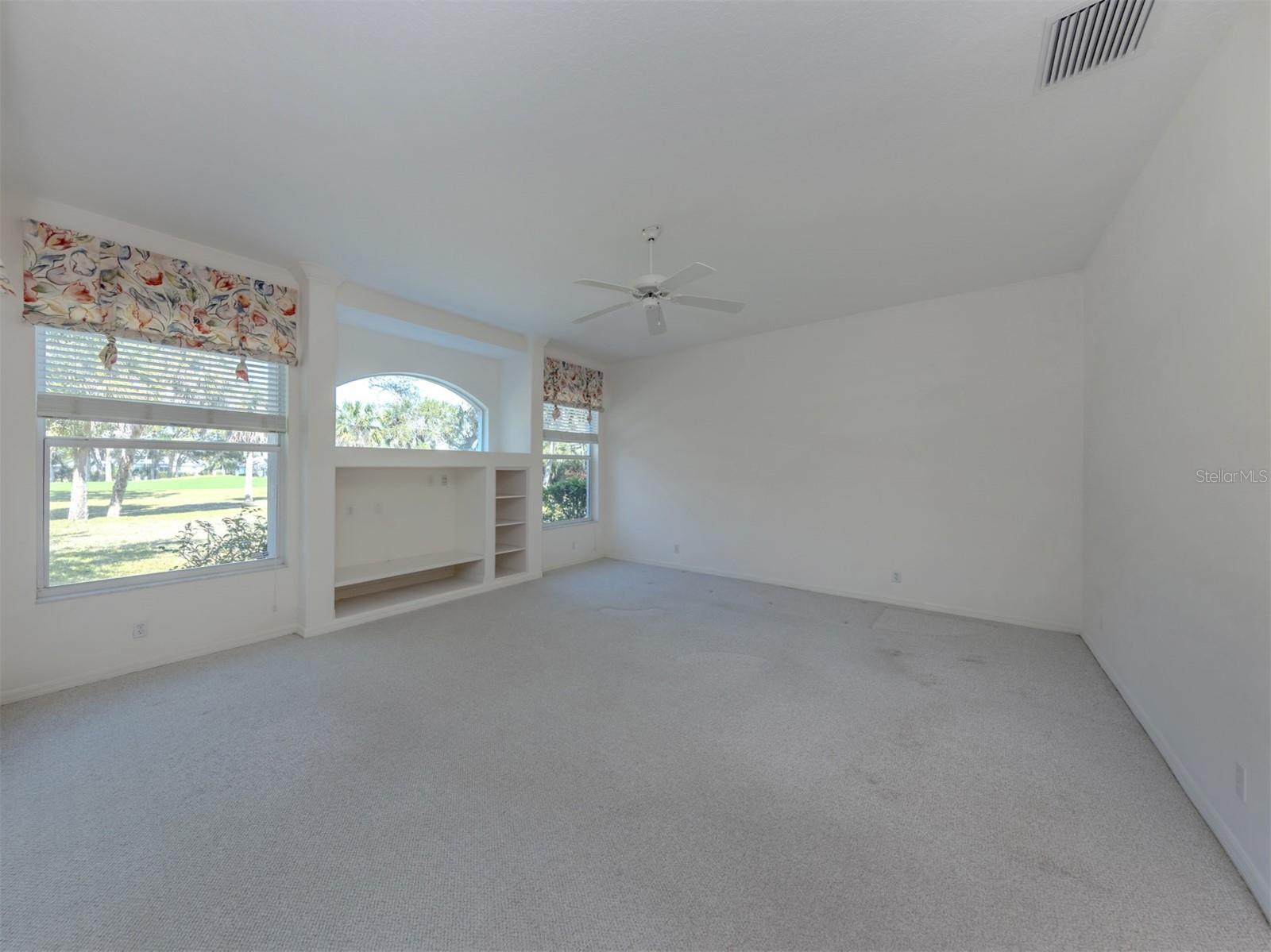 CALUSA LAKES, - Residential